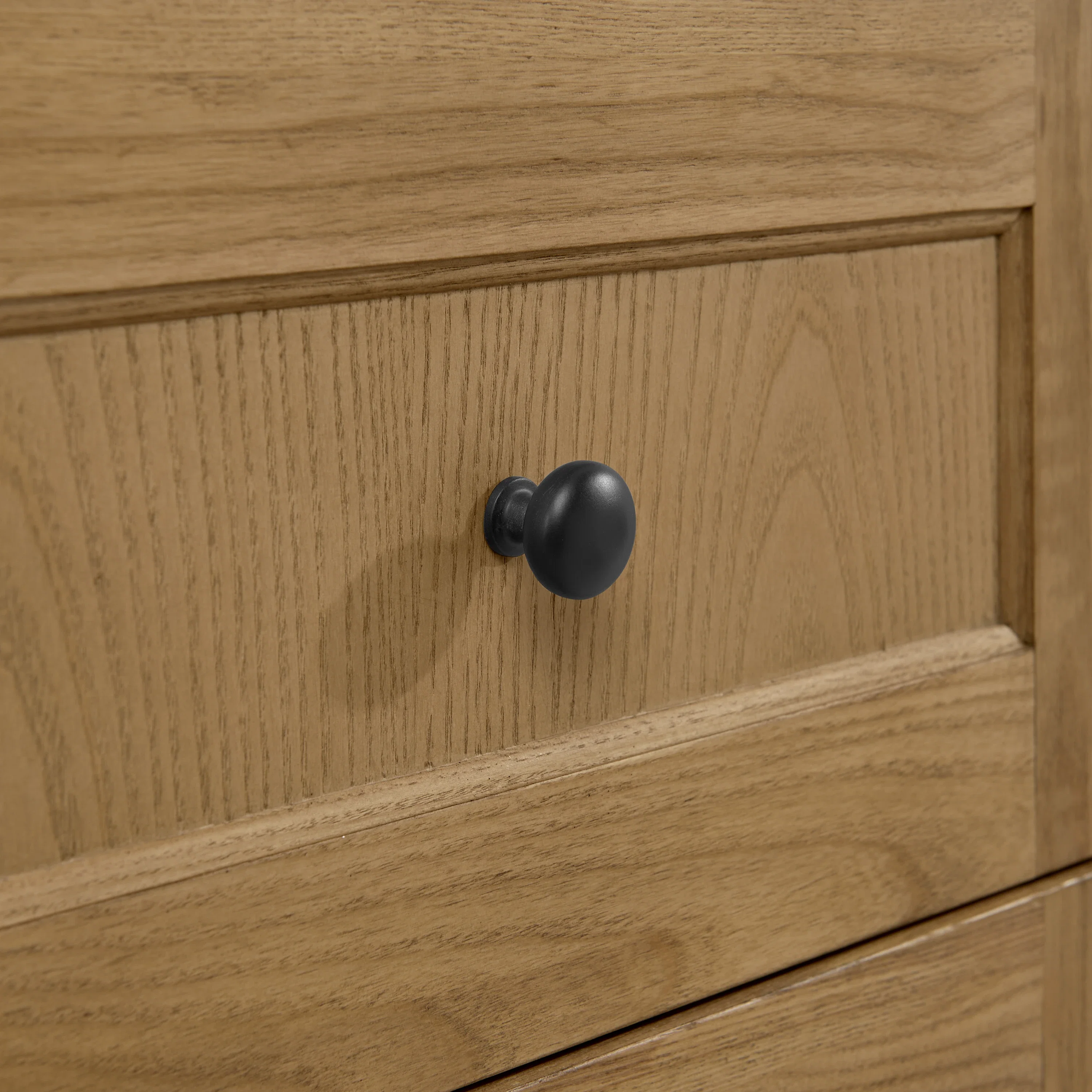 Breckenridge Linen Cabinet, Light Natural Oak