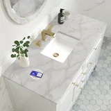 Chicago 48" Single Vanity, Glossy White, w/ 3 CM Victorian Silver Silestone® Top w/FreePower Wireless Charger