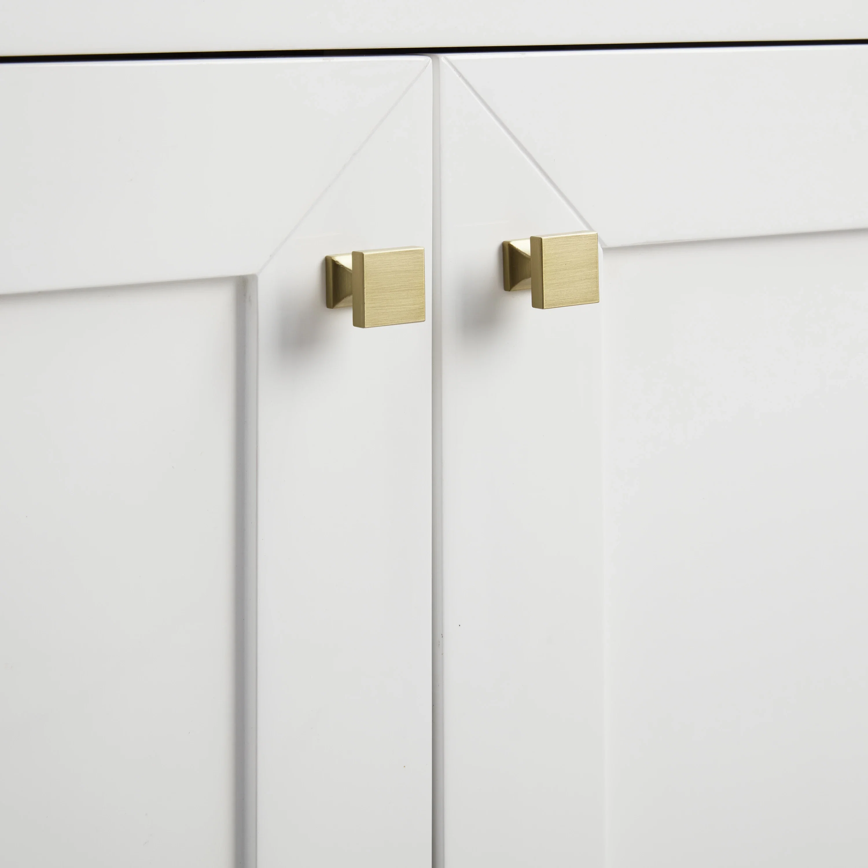 Chianti 20" Single Vanity, Glossy White, Champagne Brass, w/ White Glossy Composite Stone Top