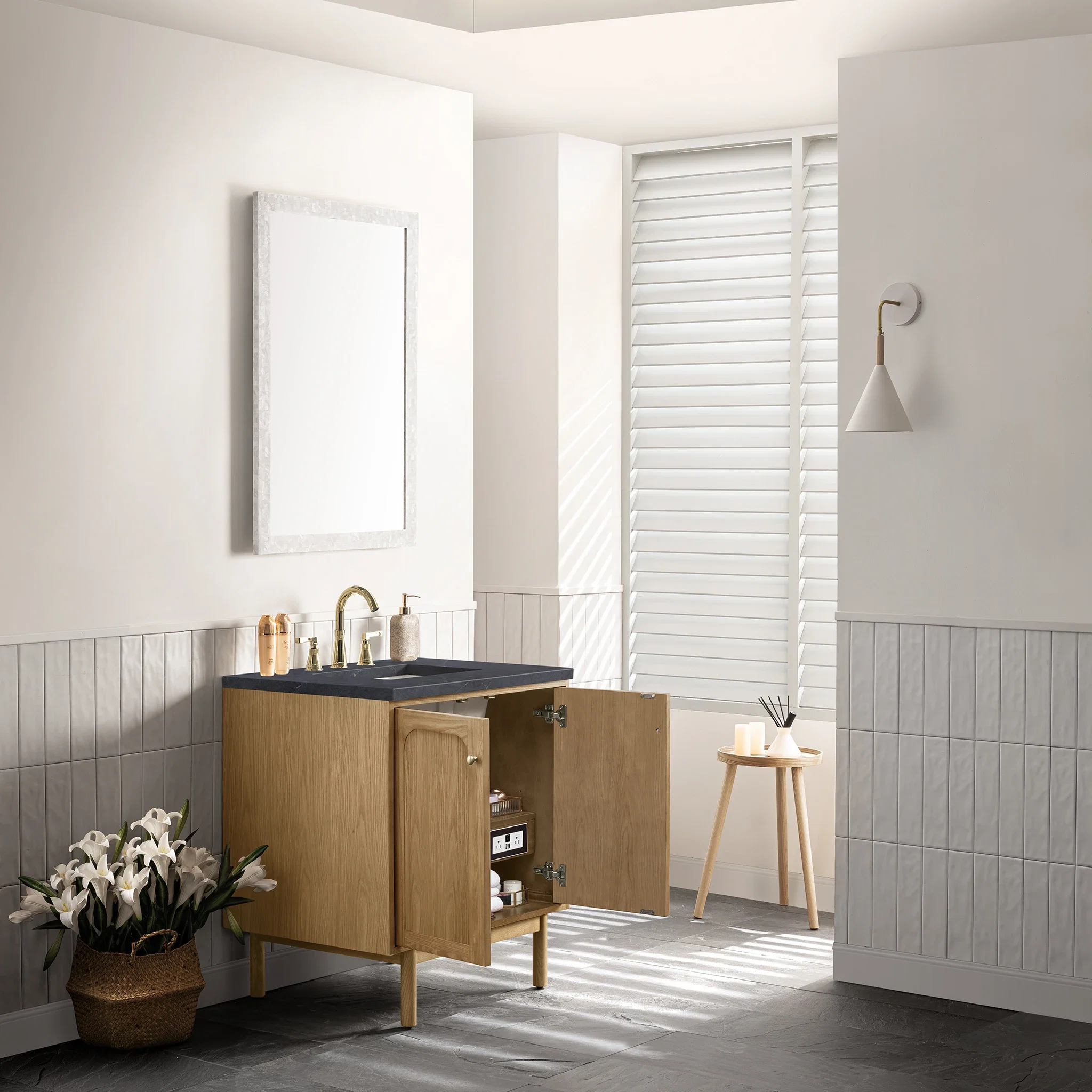 Laurent 30" Single Vanity, Light Natural Oak w/ 3 CM Charcoal Soapstone Top