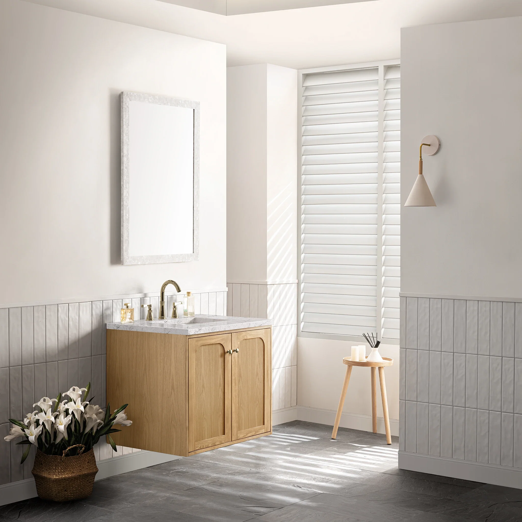 Laurent 30" Single Vanity, Light Natural Oak w/ 3 CM Eternal Jasmine Pearl Top