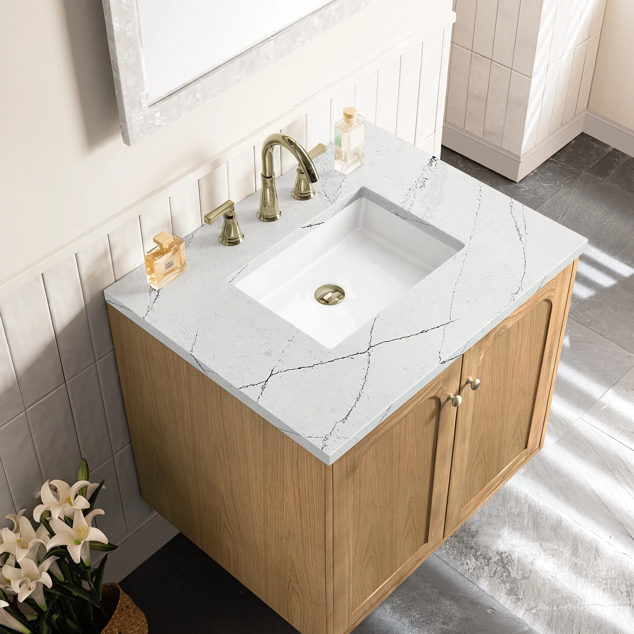 Laurent 30" Single Vanity, Light Natural Oak w/ 3 CM Ethereal Noctis Top