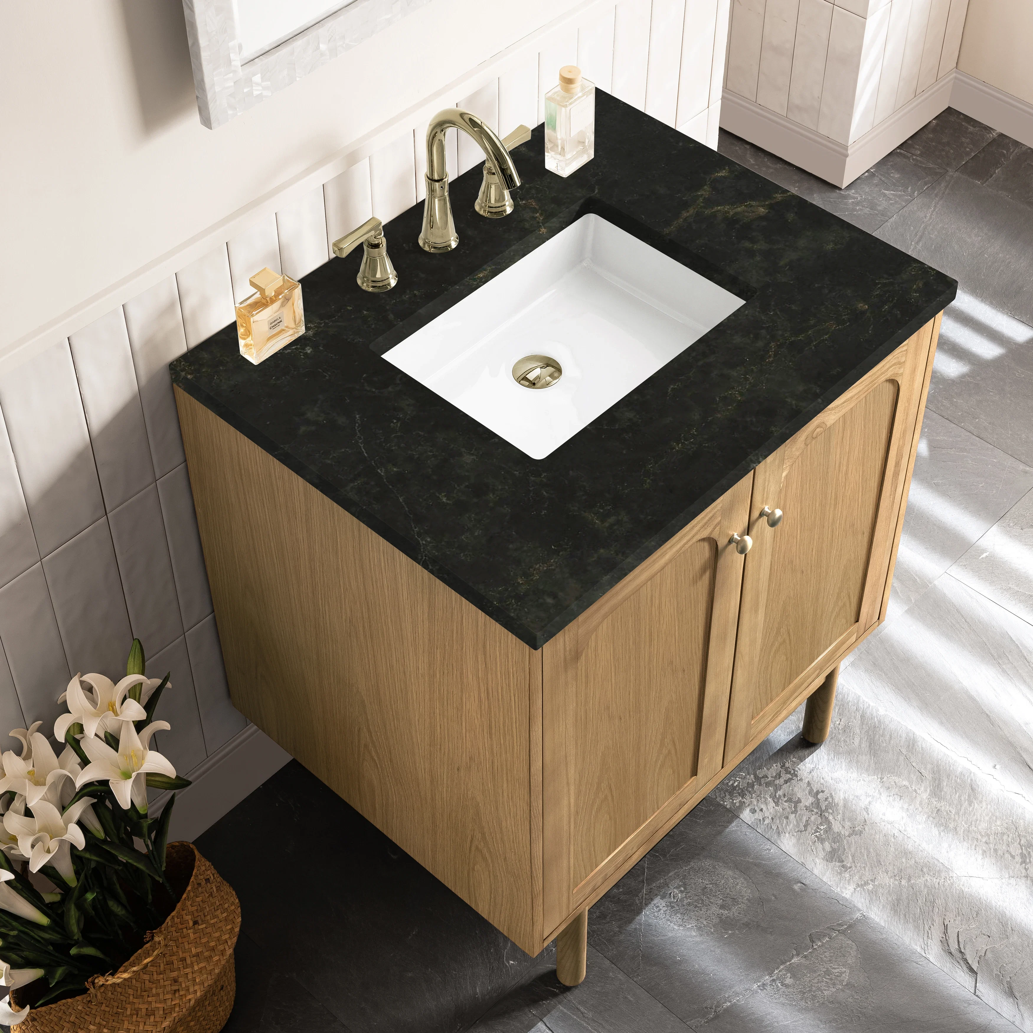 Laurent 30" Single Vanity, Light Natural Oak, w/ 3 CM Phantome Eclos Top