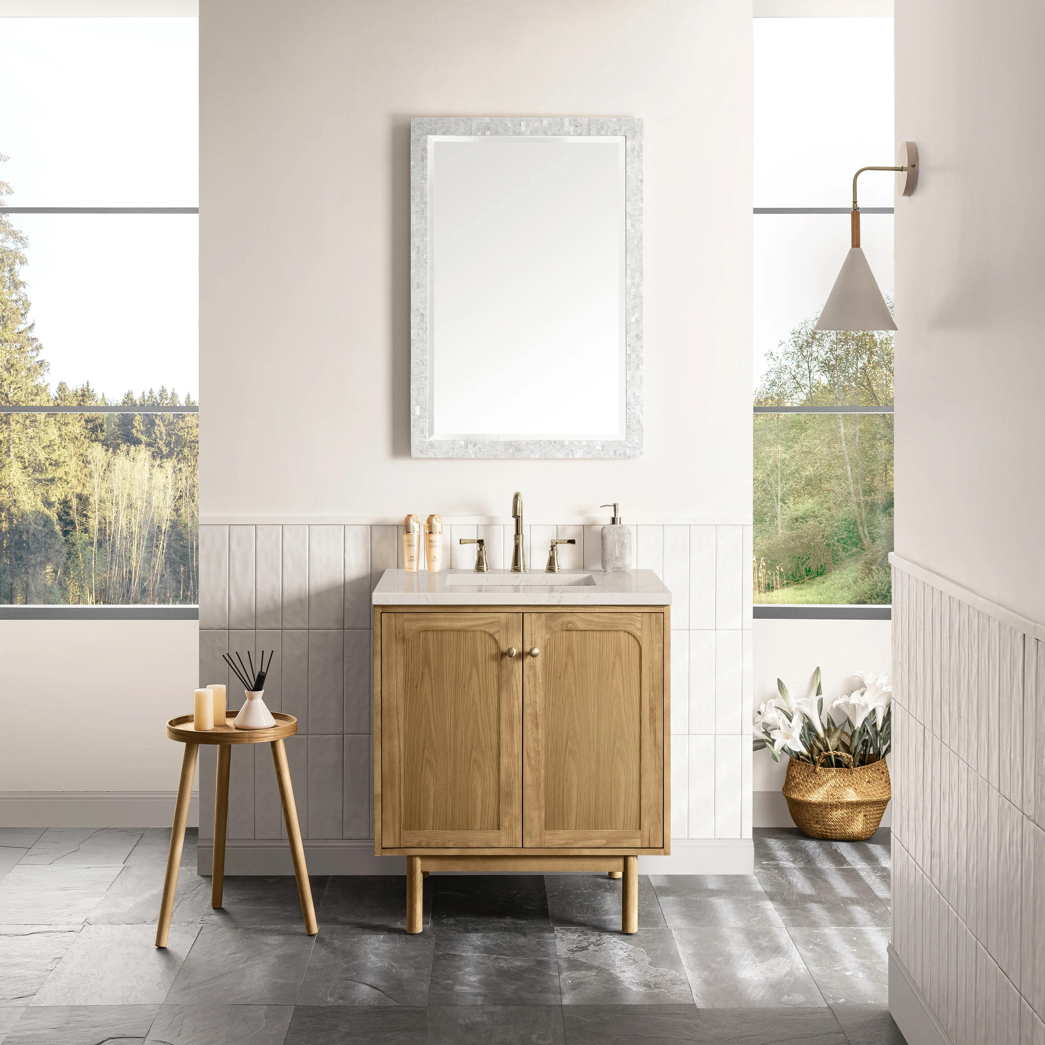 Laurent 30" Single Vanity, Light Natural Oak, w/ 3 CM Siberian Silestone Top