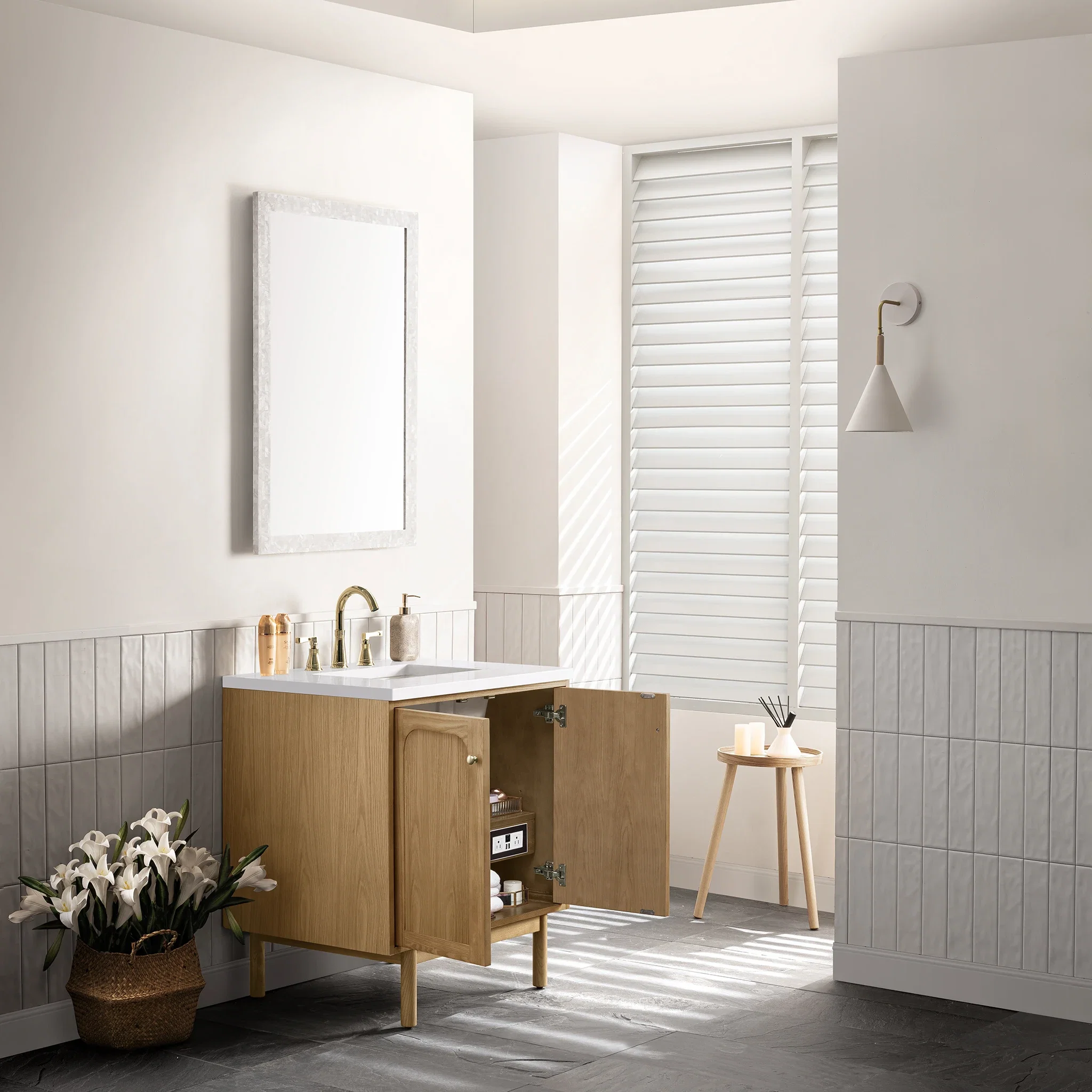 Laurent 30" Single Vanity, Light Natural Oak w/ 3 CM White Zeus Top
