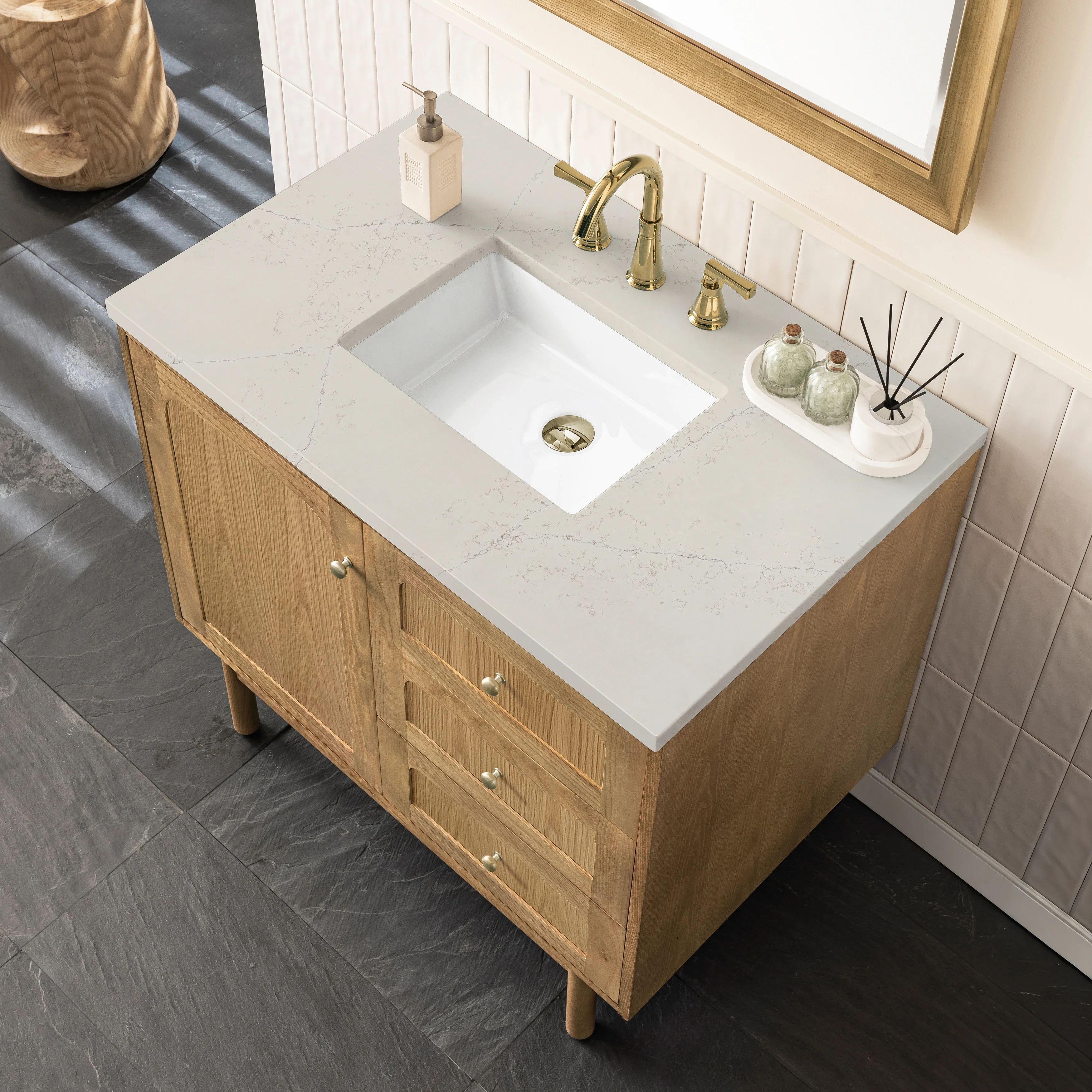 Laurent 36" Single Vanity, Light Natural Oak, w/ 3 CM Siberian Silestone Top
