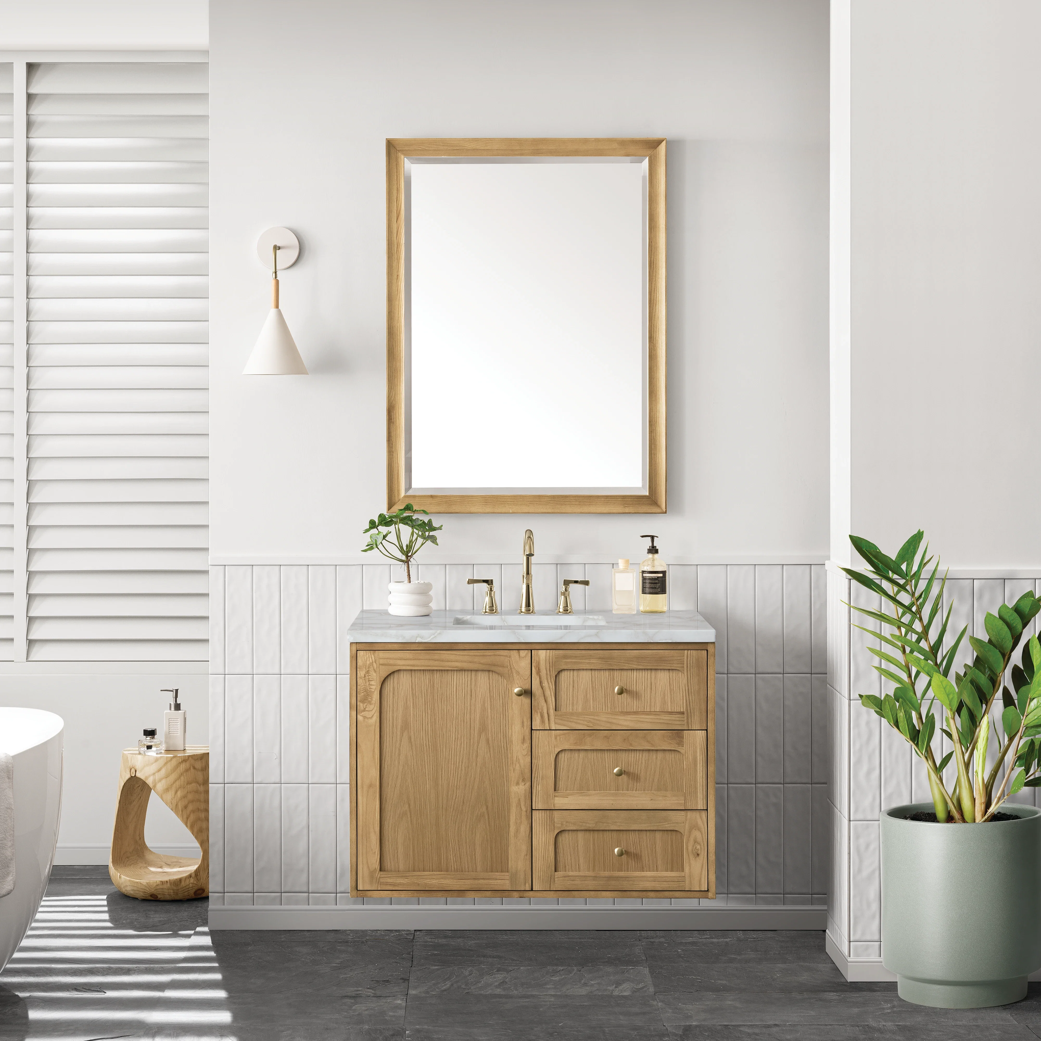 Laurent 36" Single Vanity, Light Natural Oak w/ 3 CM Victorian Silver Top
