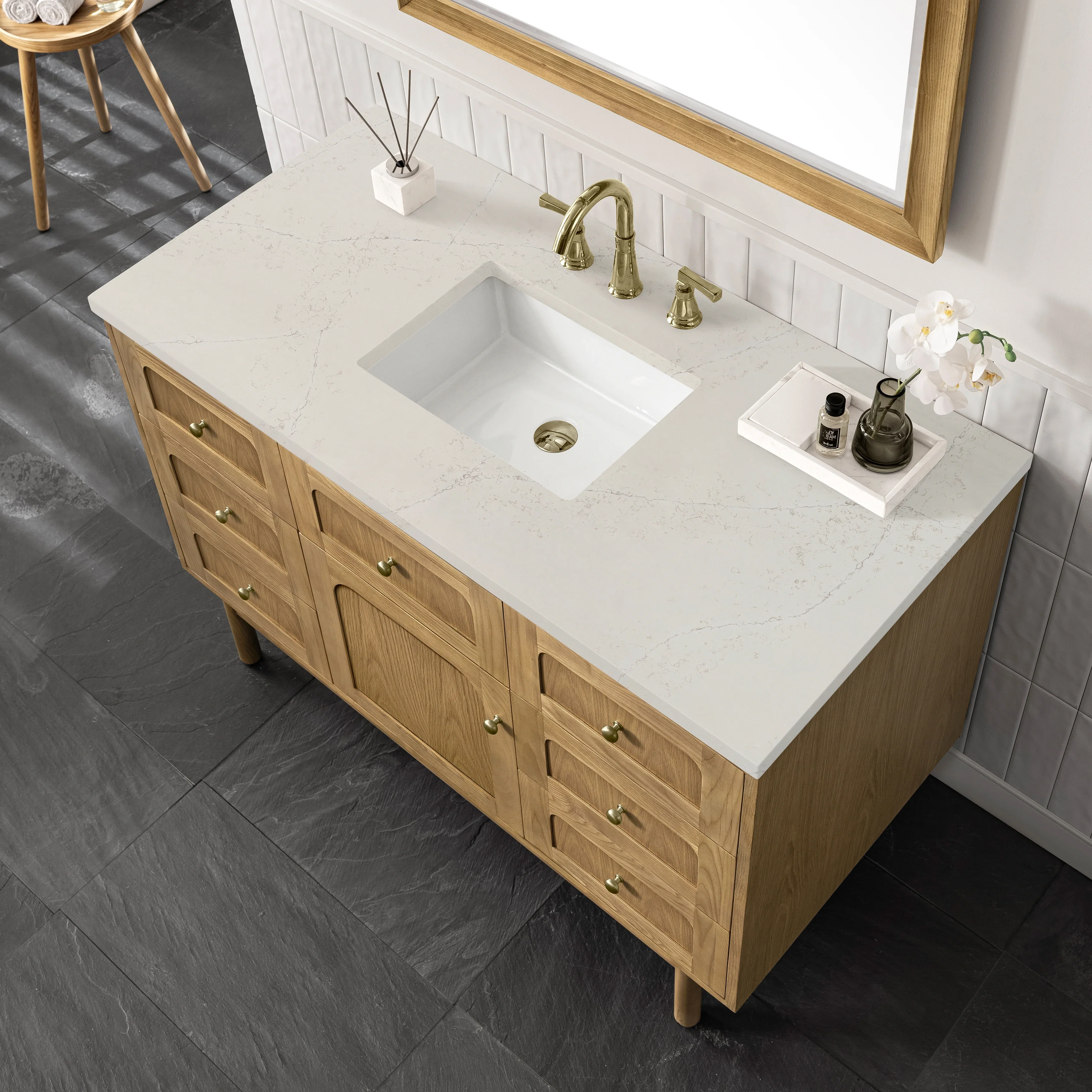 Laurent 48" Single Vanity, Light Natural Oak, w/ 3 CM Siberian Silestone Top