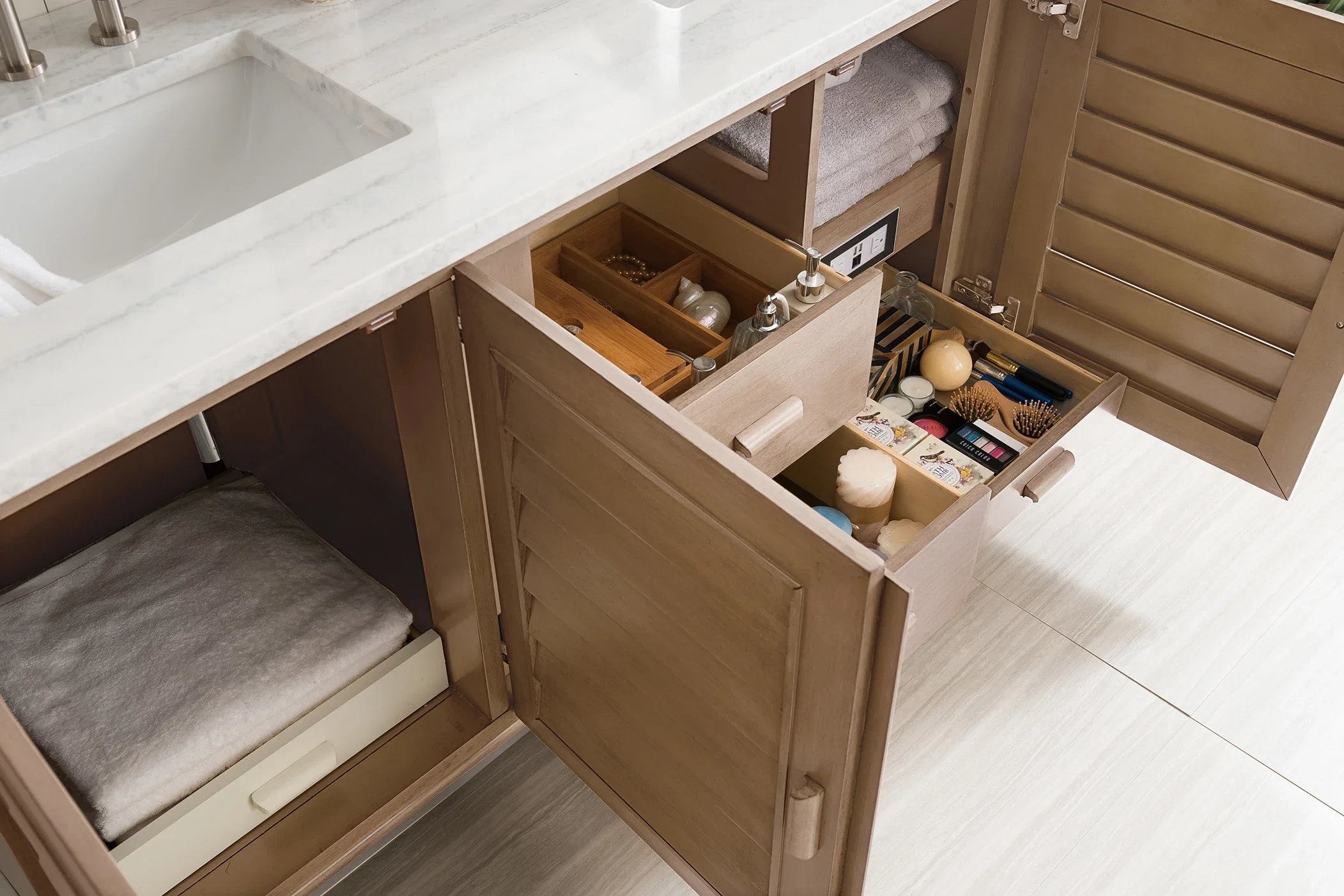 Portland 60" Double Vanity Whitewashed Walnut w/ 3 CM Eternal Jasmine Pearl Silestone Top
