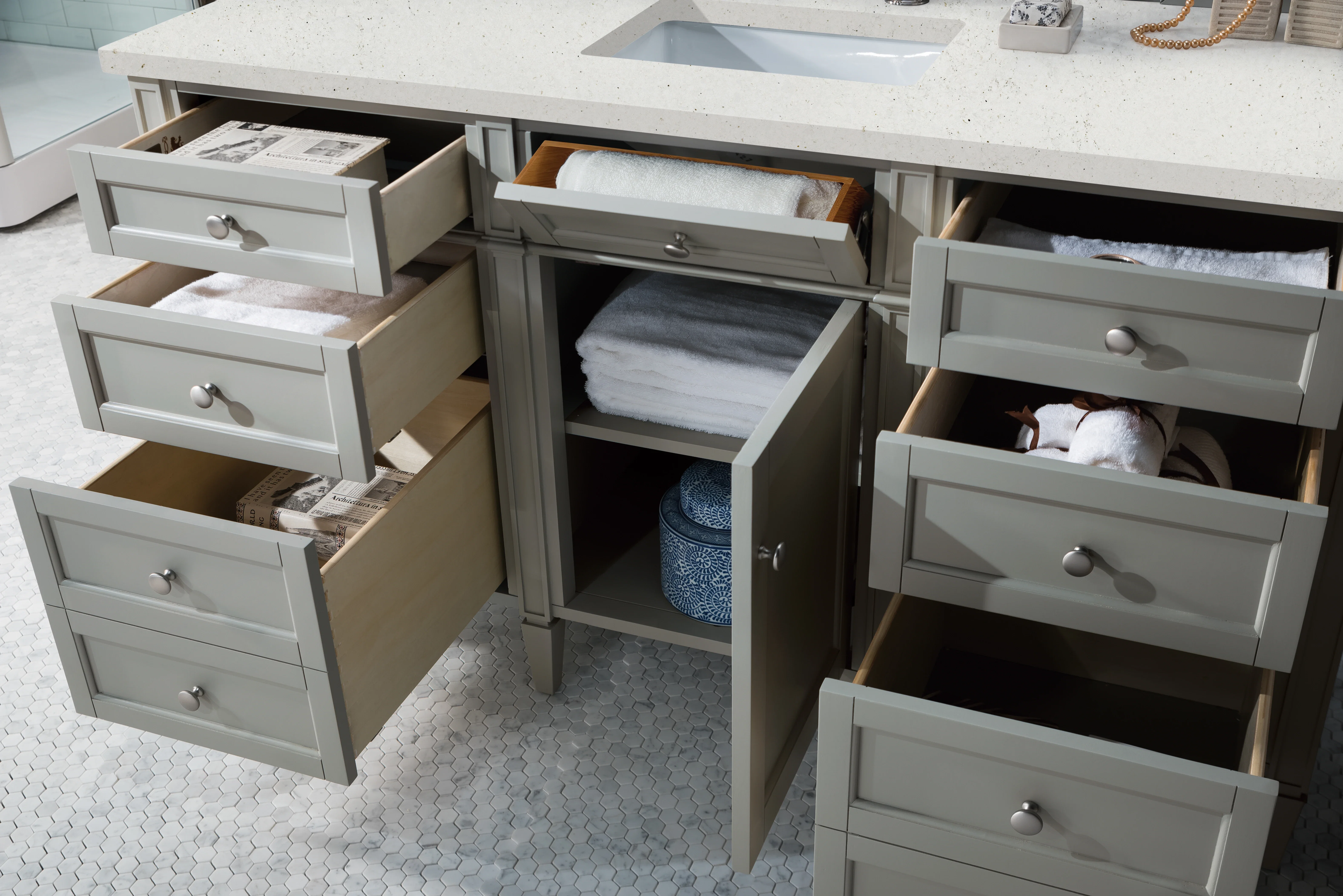 Brittany 60" Single Vanity, Urban Gray w/ 3 CM Lime Delight Silestone Top