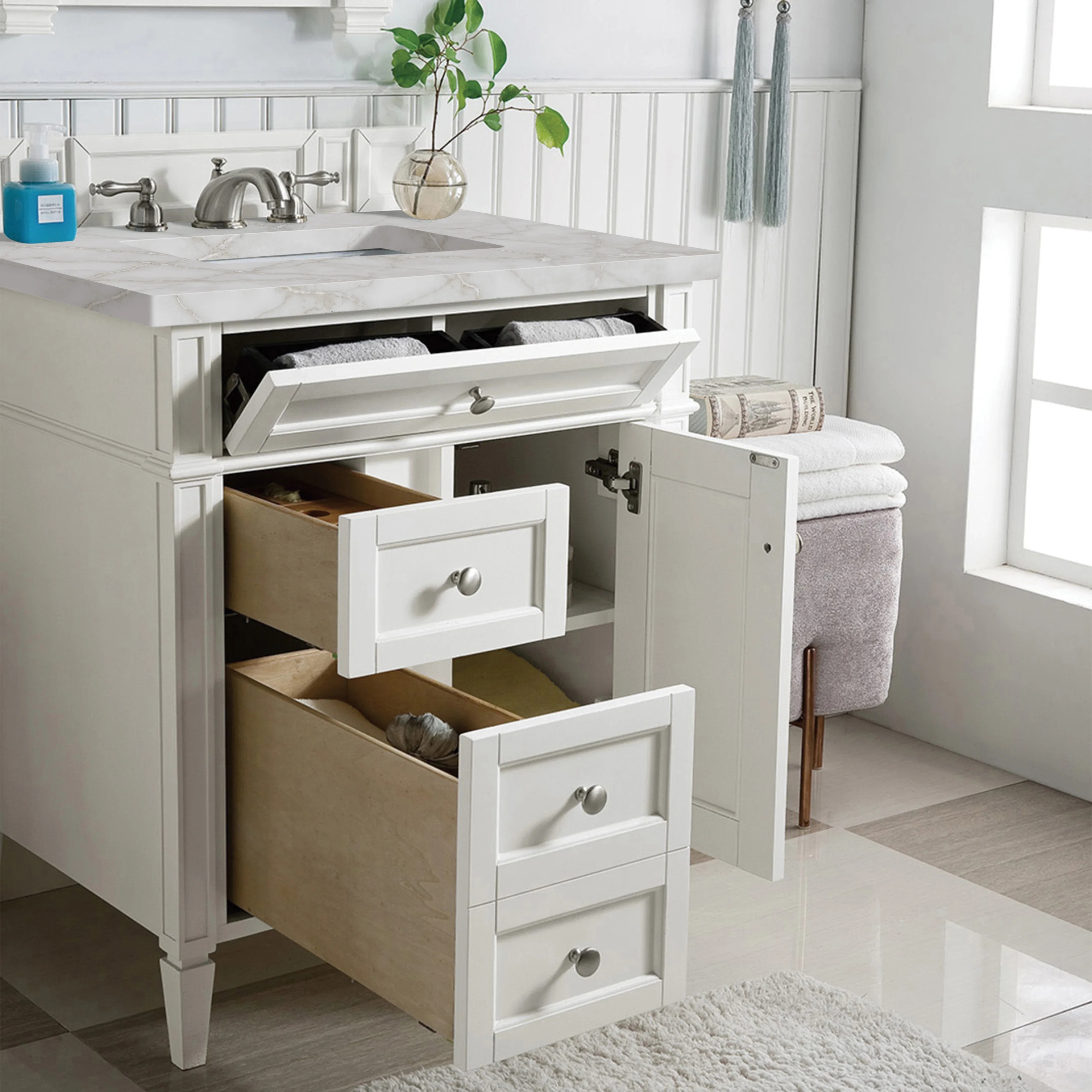 Brittany 30" Single Vanity, Bright White, w/ 3 CM Victorian Silver Silestone Top