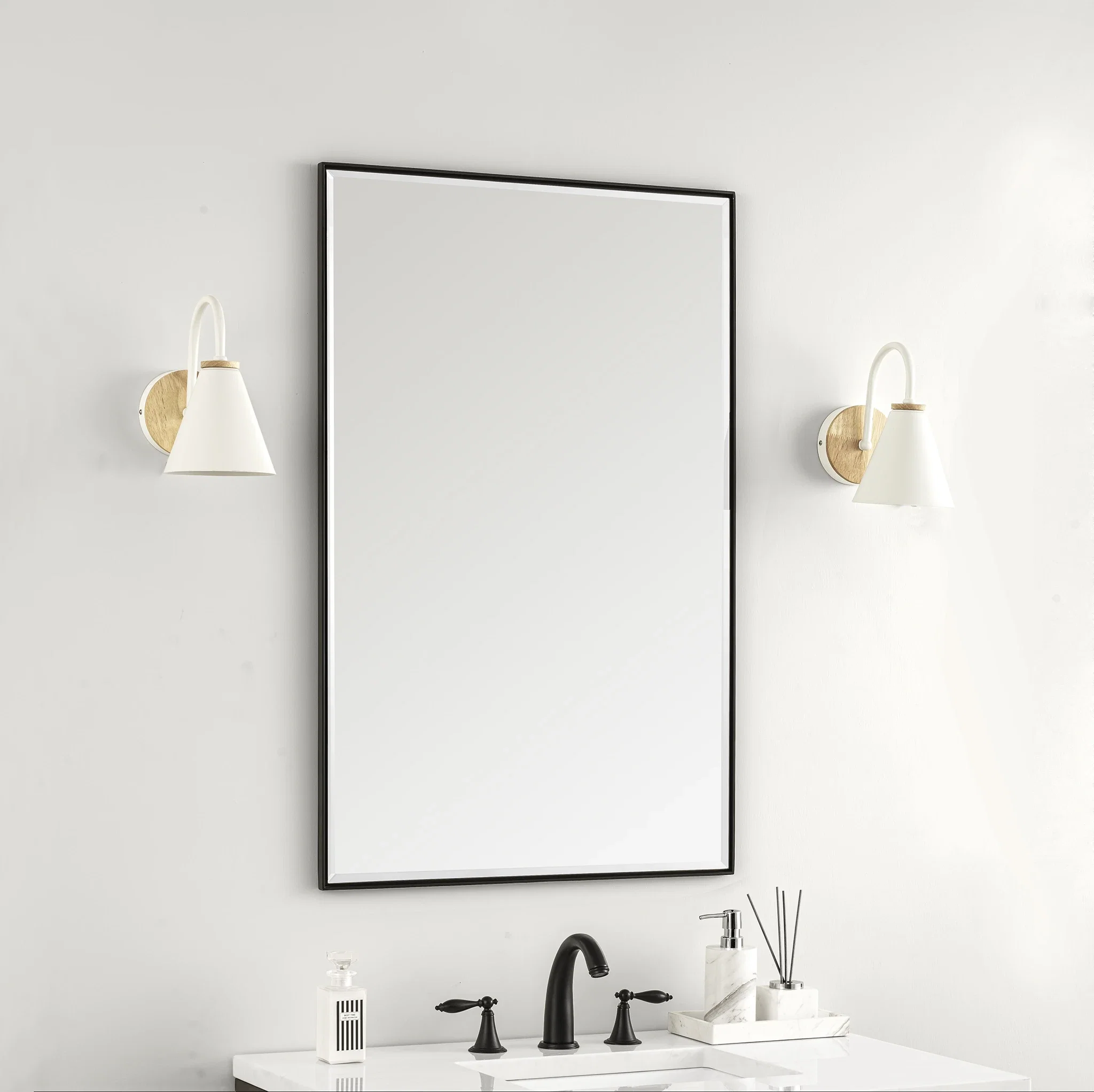 Rohe 26" Rectangular Mirror, Matte Black