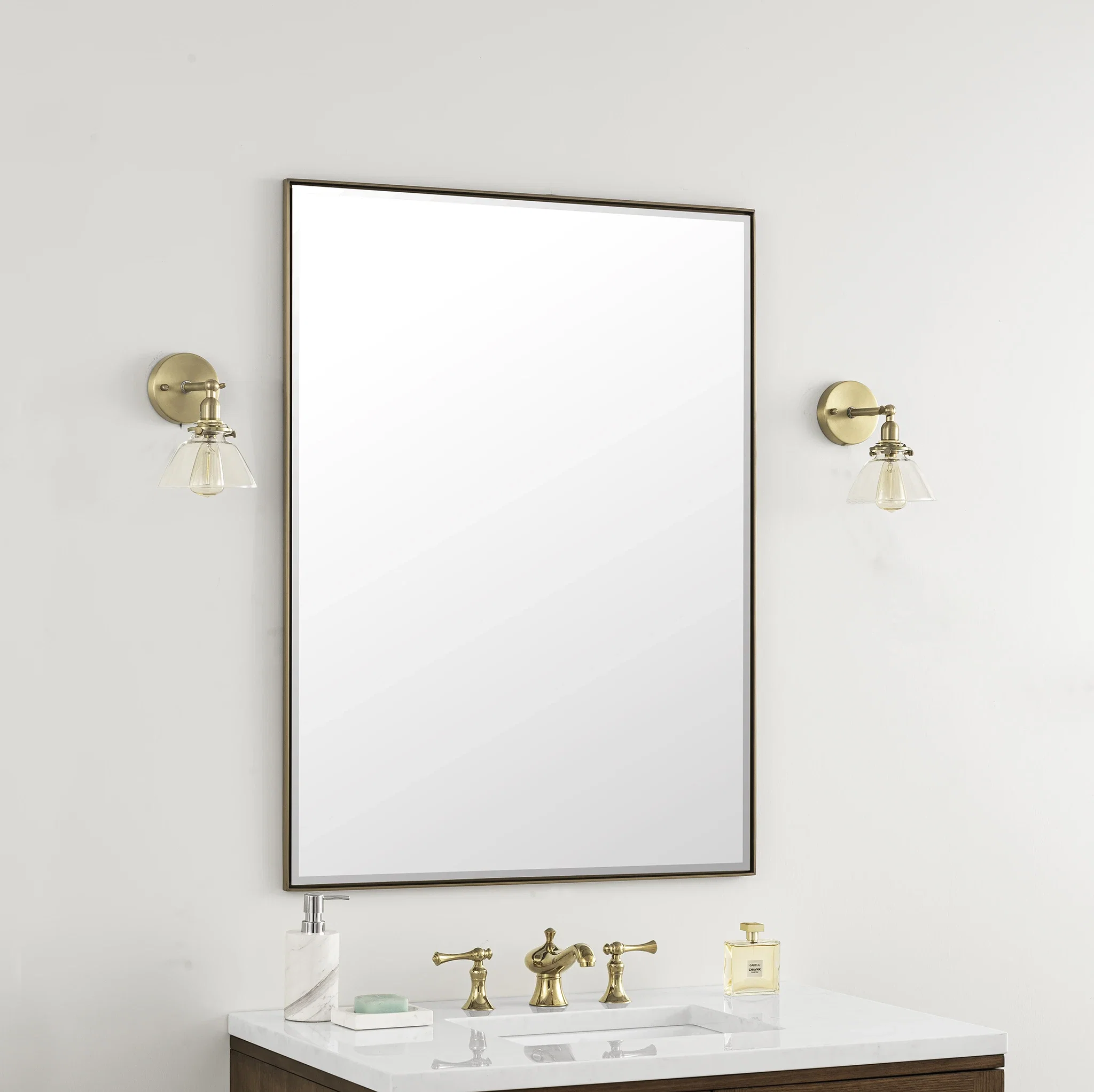 Rohe 30" Rectangular Mirror, Champagne Brass