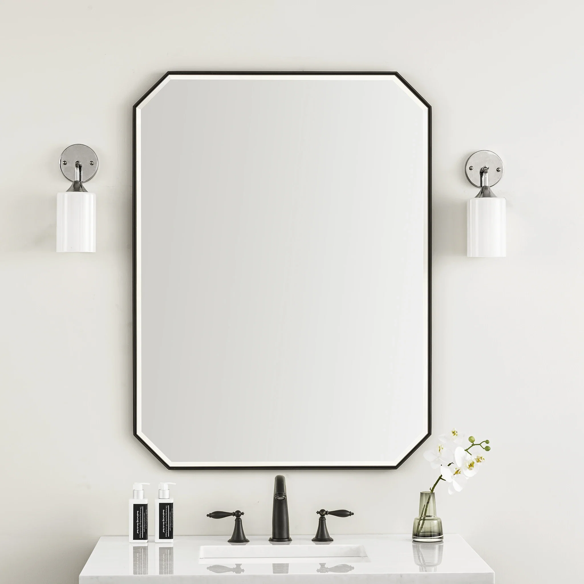 Rohe 30" Octagonal Mirror, Matte Black
