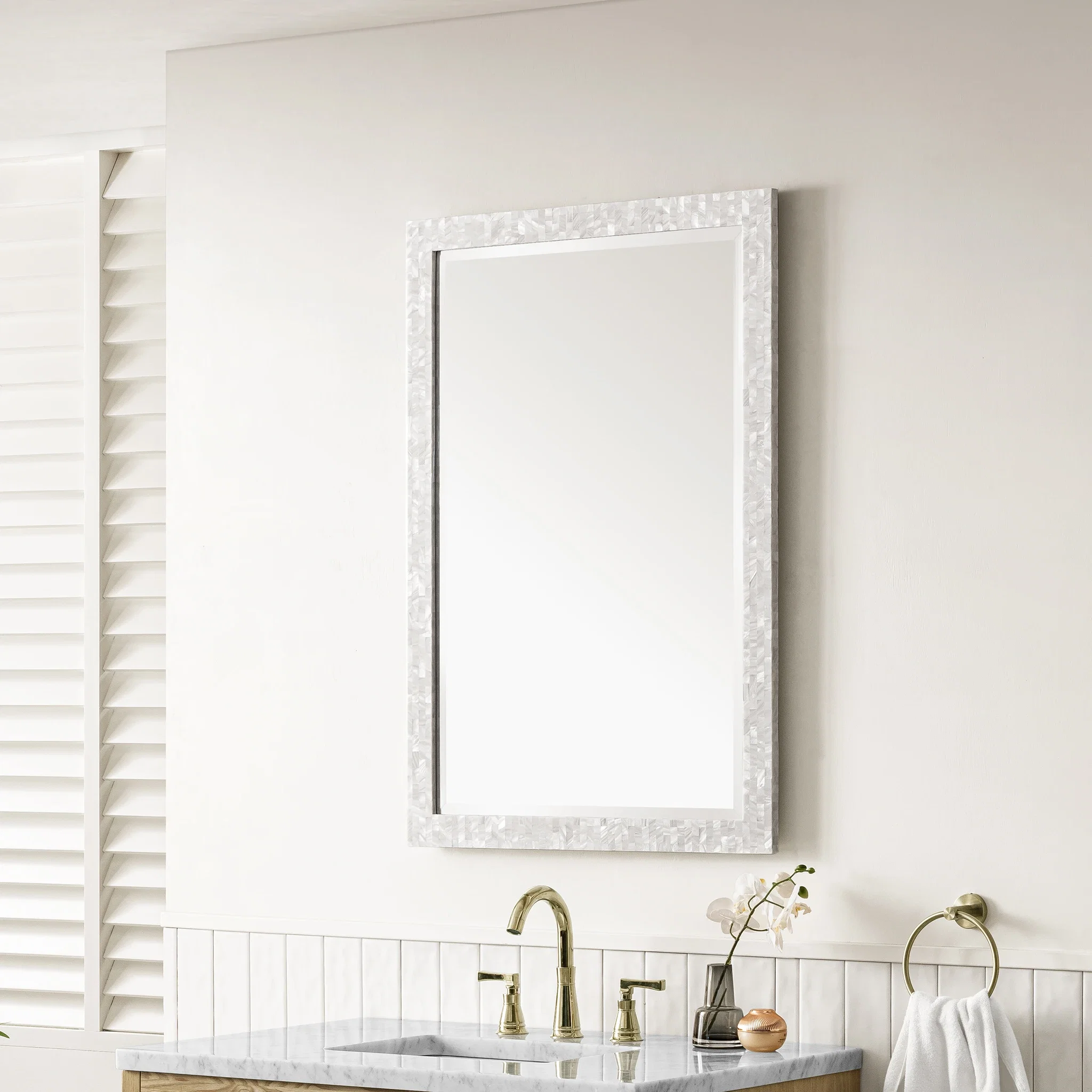 Callie 26" Mirror, White Mother of Pearl