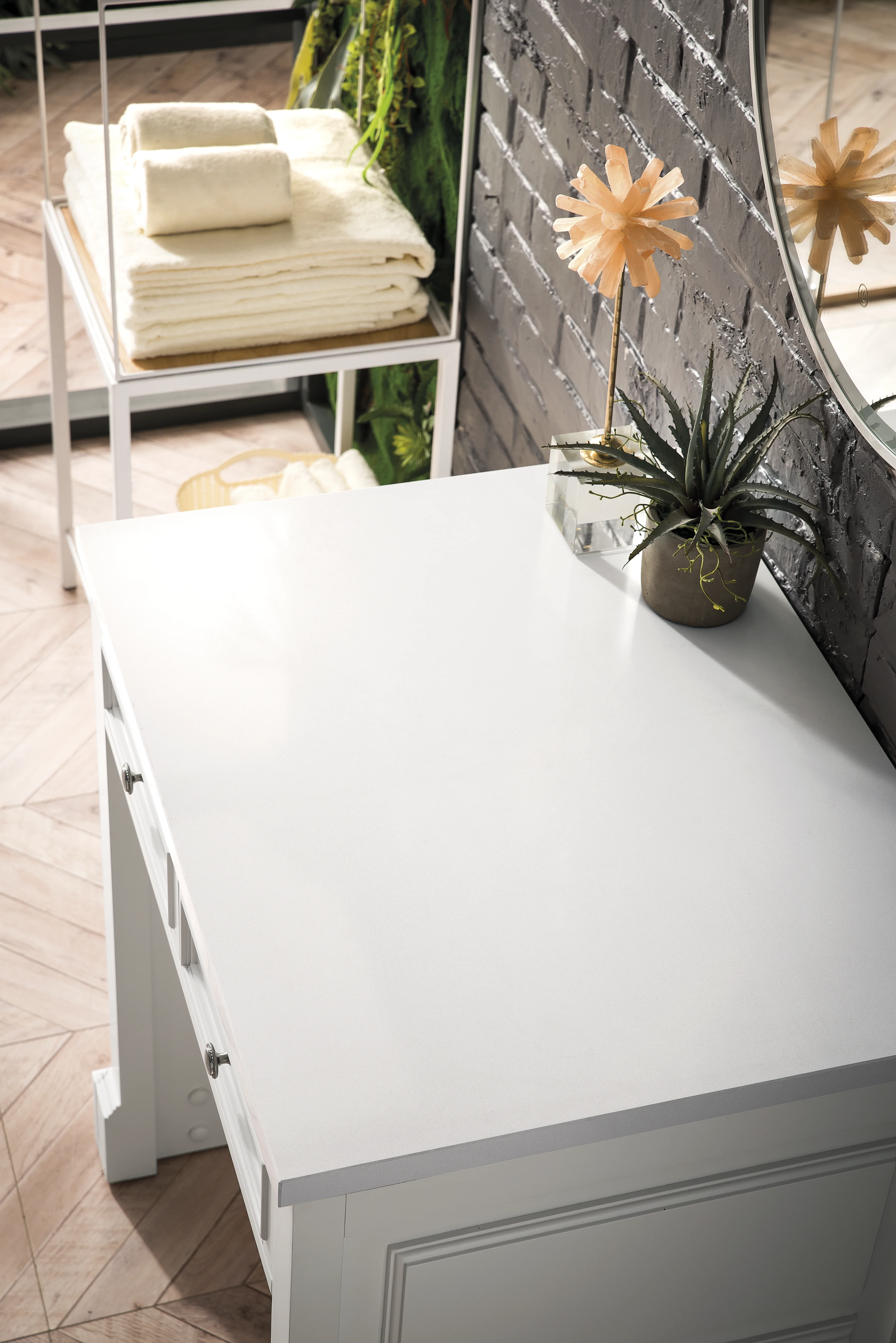 De Soto 30" Countertop Unit, Bright White w/ 3 CM White Zeus Silestone Top