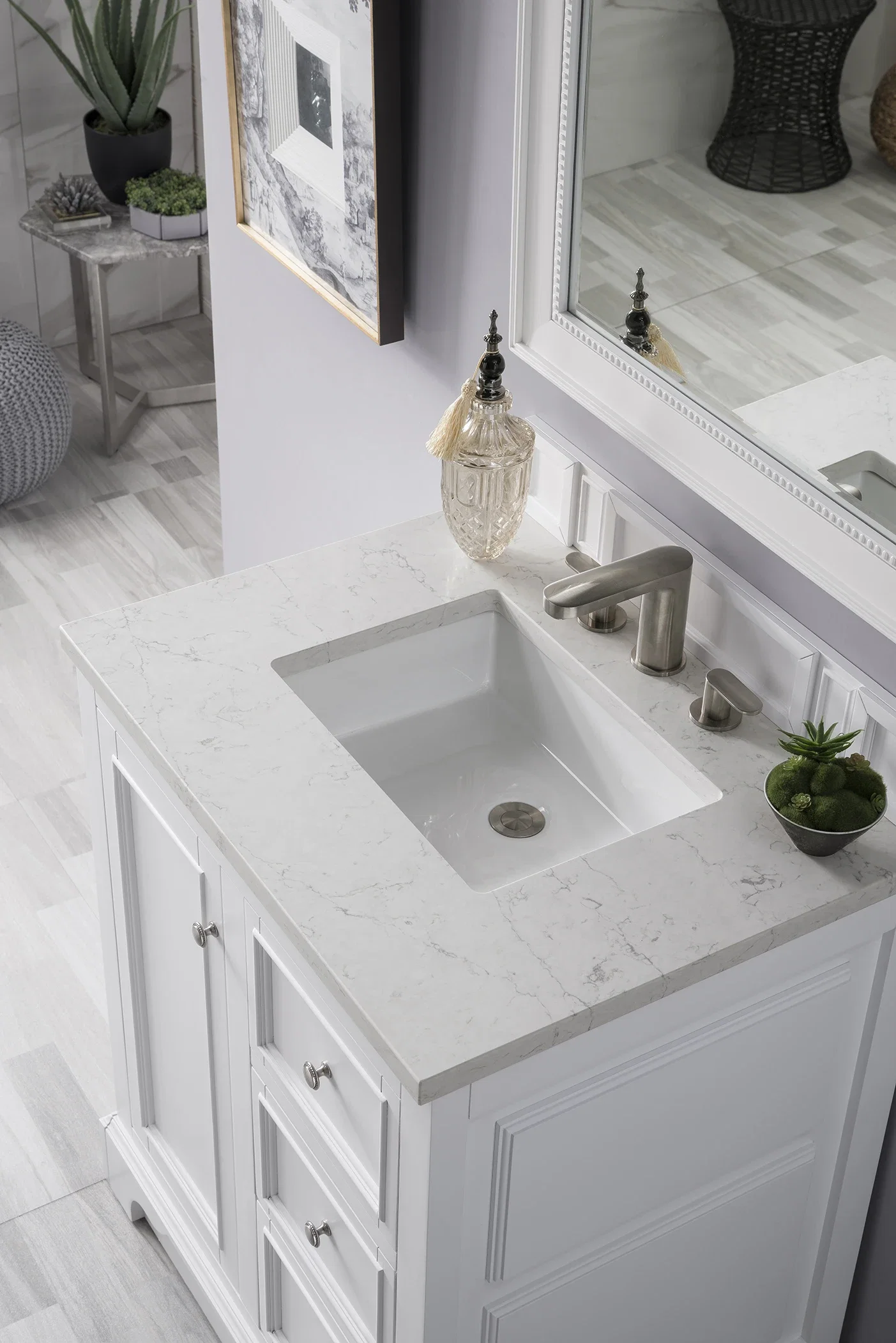 De Soto 30" Single Vanity, Bright White w/ 3 CM Eternal Jasmine Pearl Silestone Top