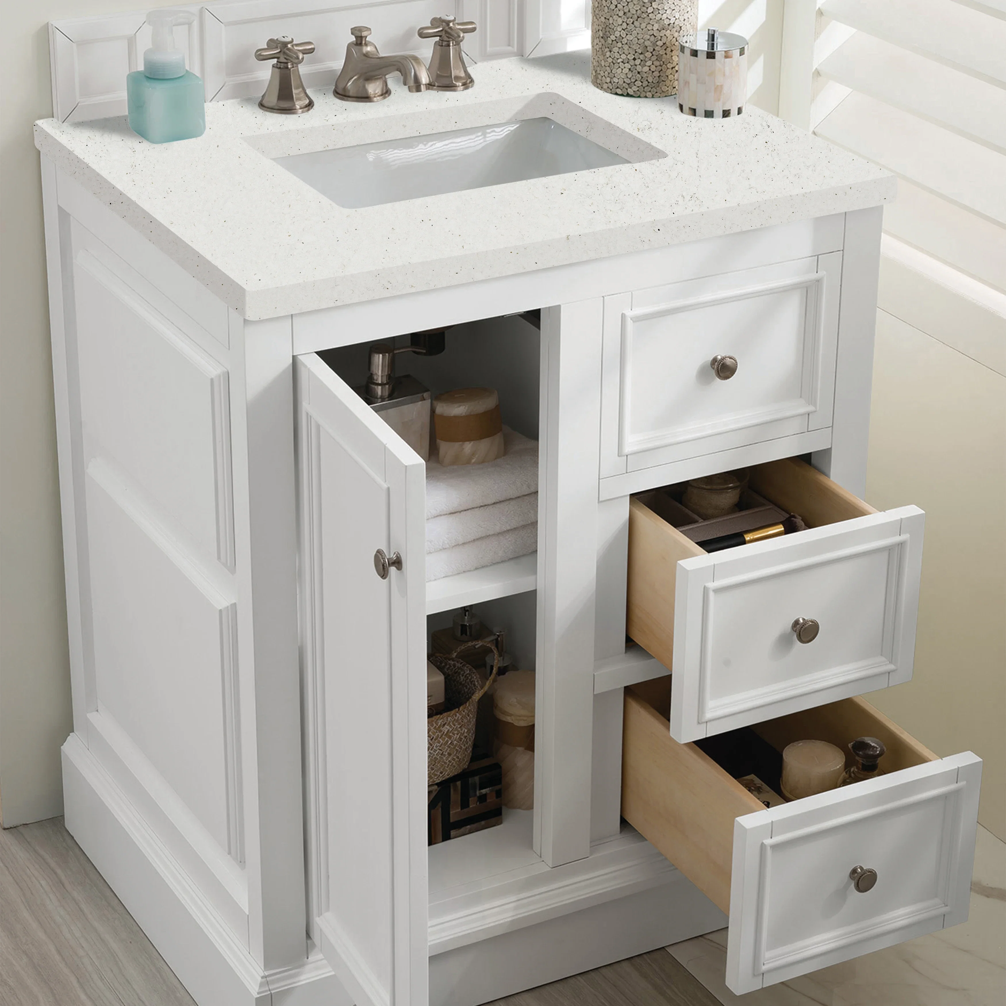 De Soto 30" Single Vanity, Bright White w/ 3 CM Lime Delight Silestone Top