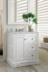 De Soto 30" Single Vanity, Bright White w/ 3 CM Victorian Silver Silestone Top