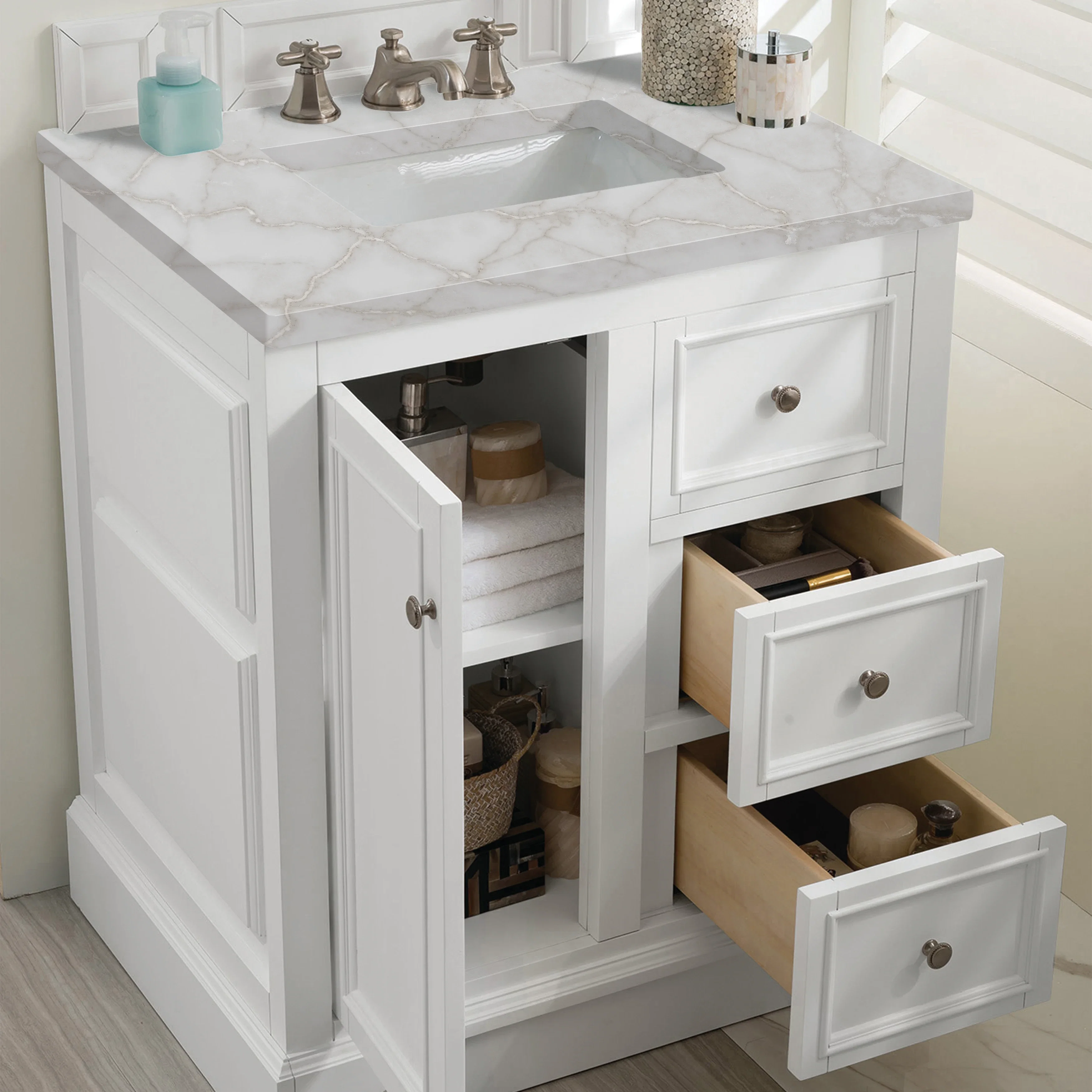 De Soto 30" Single Vanity, Bright White w/ 3 CM Victorian Silver Silestone Top