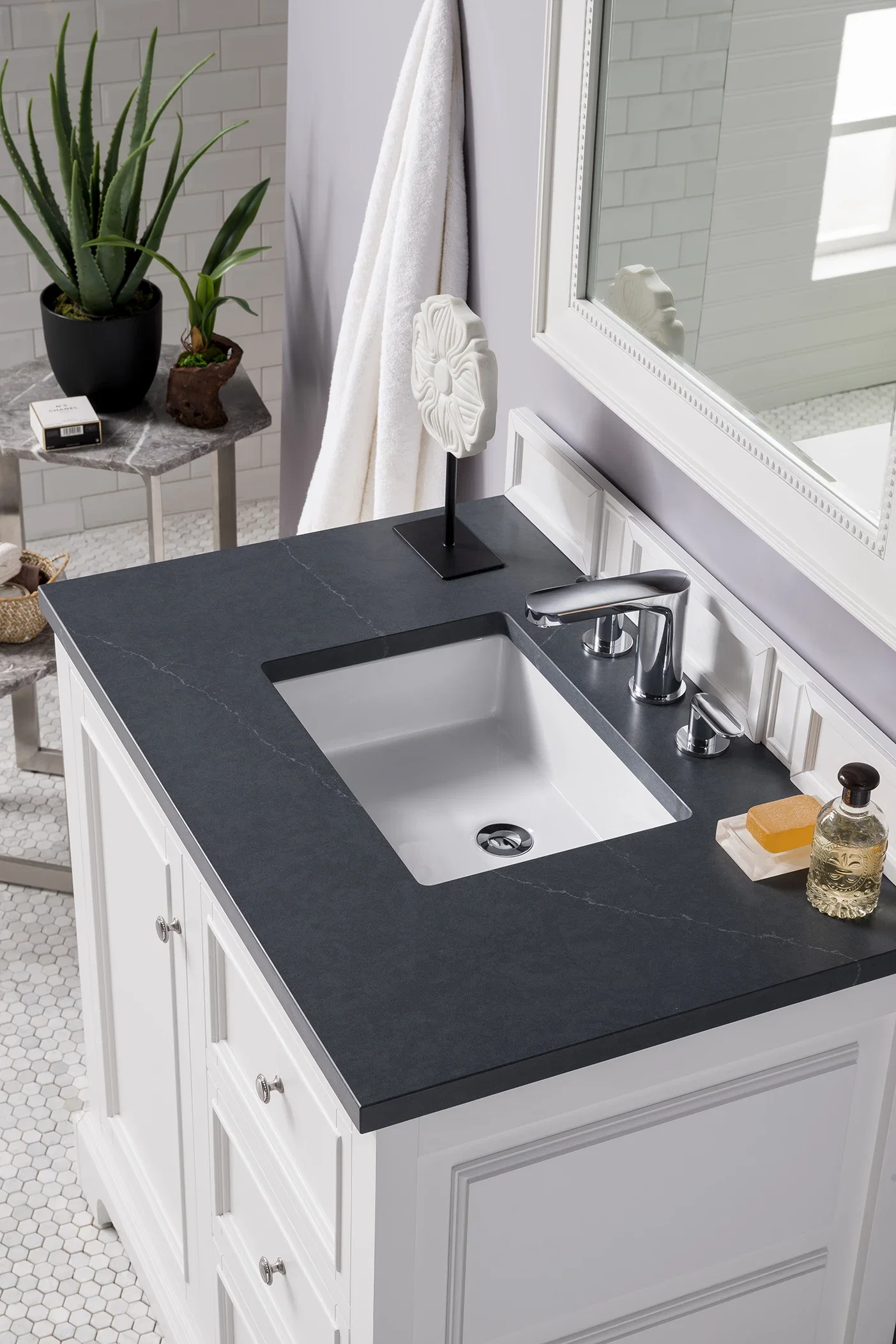 De Soto 36" Single Vanity, Bright White w/ 3 CM Charcoal Soapstone Silestone Top