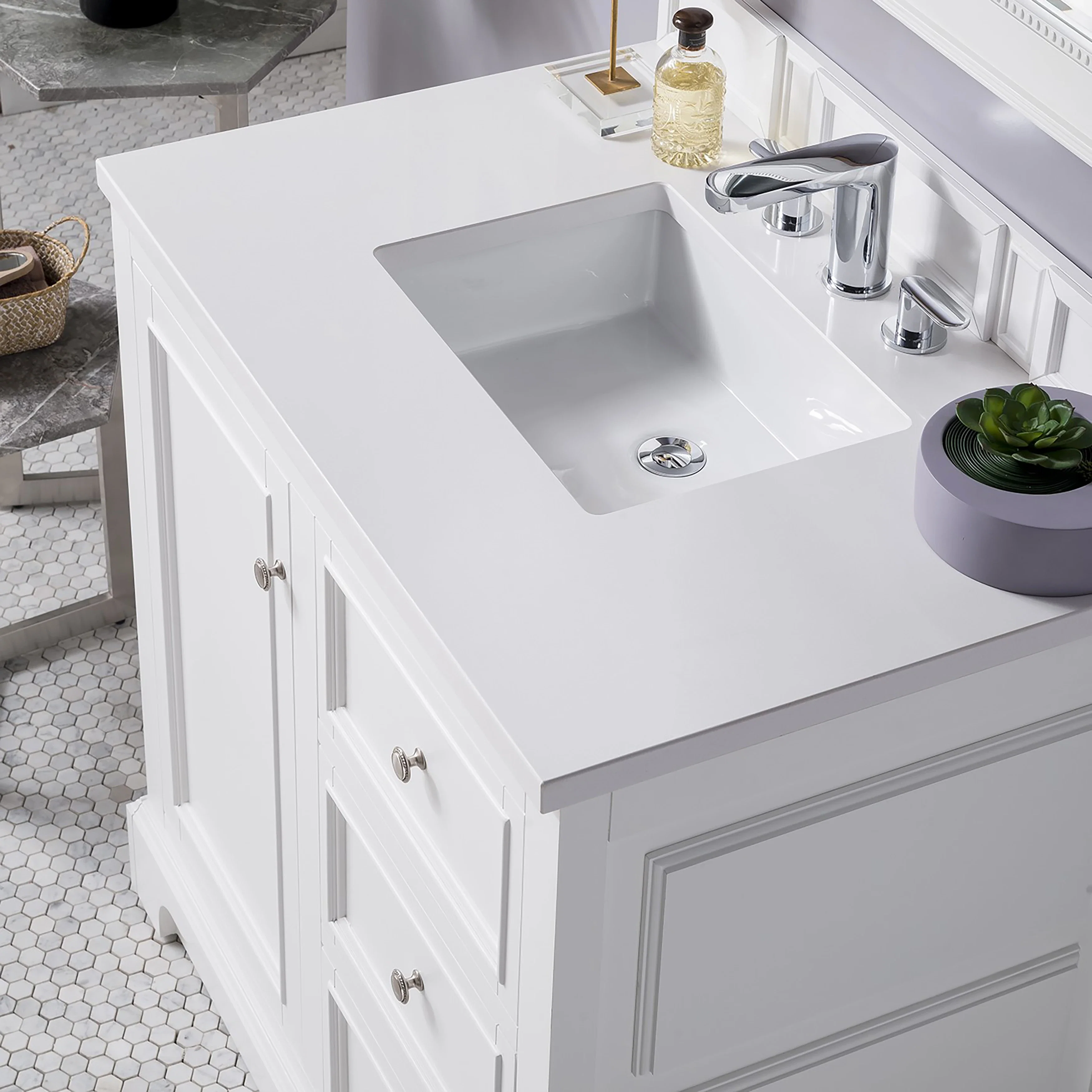 De Soto 36" Single Vanity, Bright White w/ 3 CM White Zeus Silestone Top
