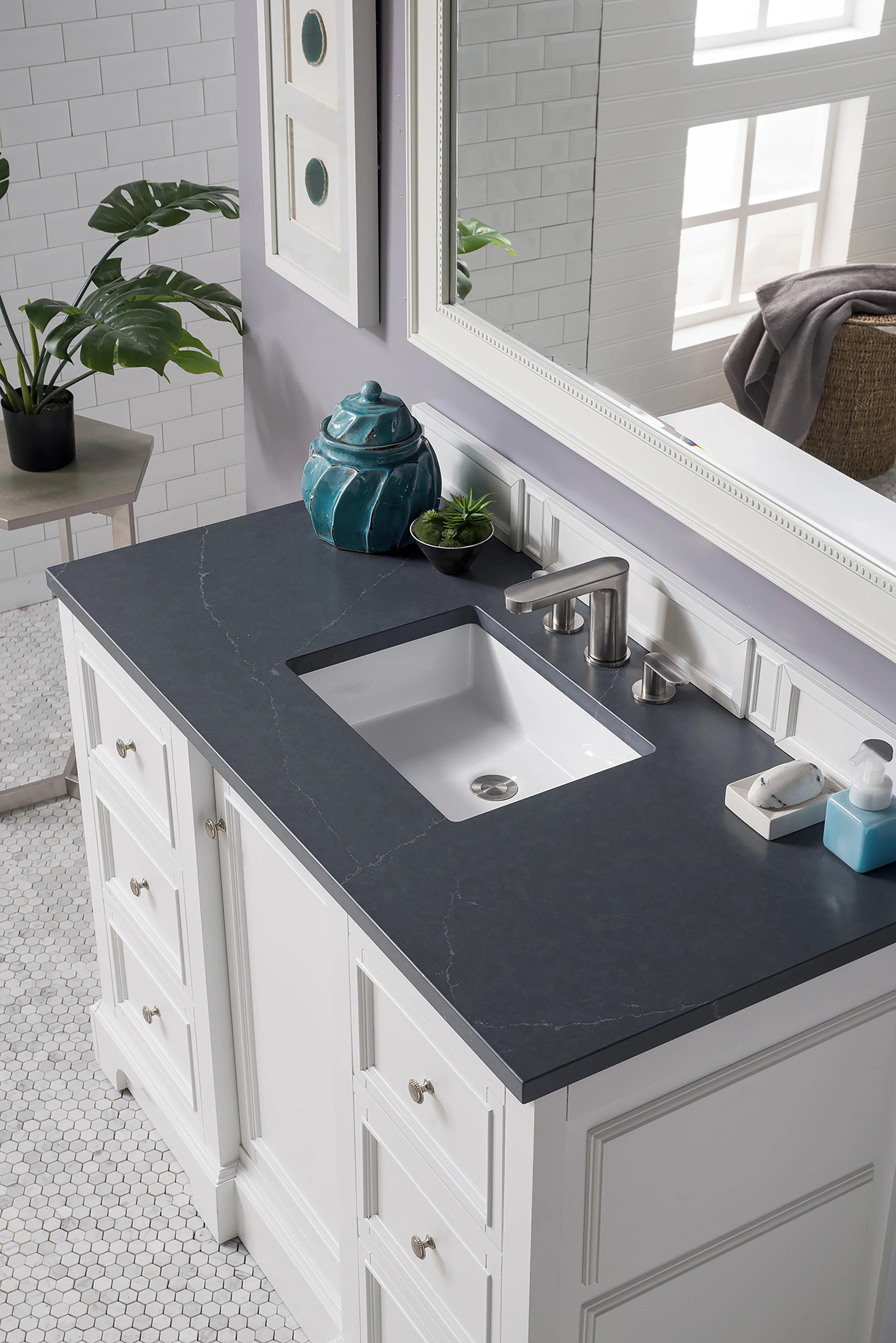 De Soto 48" Single Vanity, Bright White w/ 3 CM Charcoal Soapstone Silestone Top
