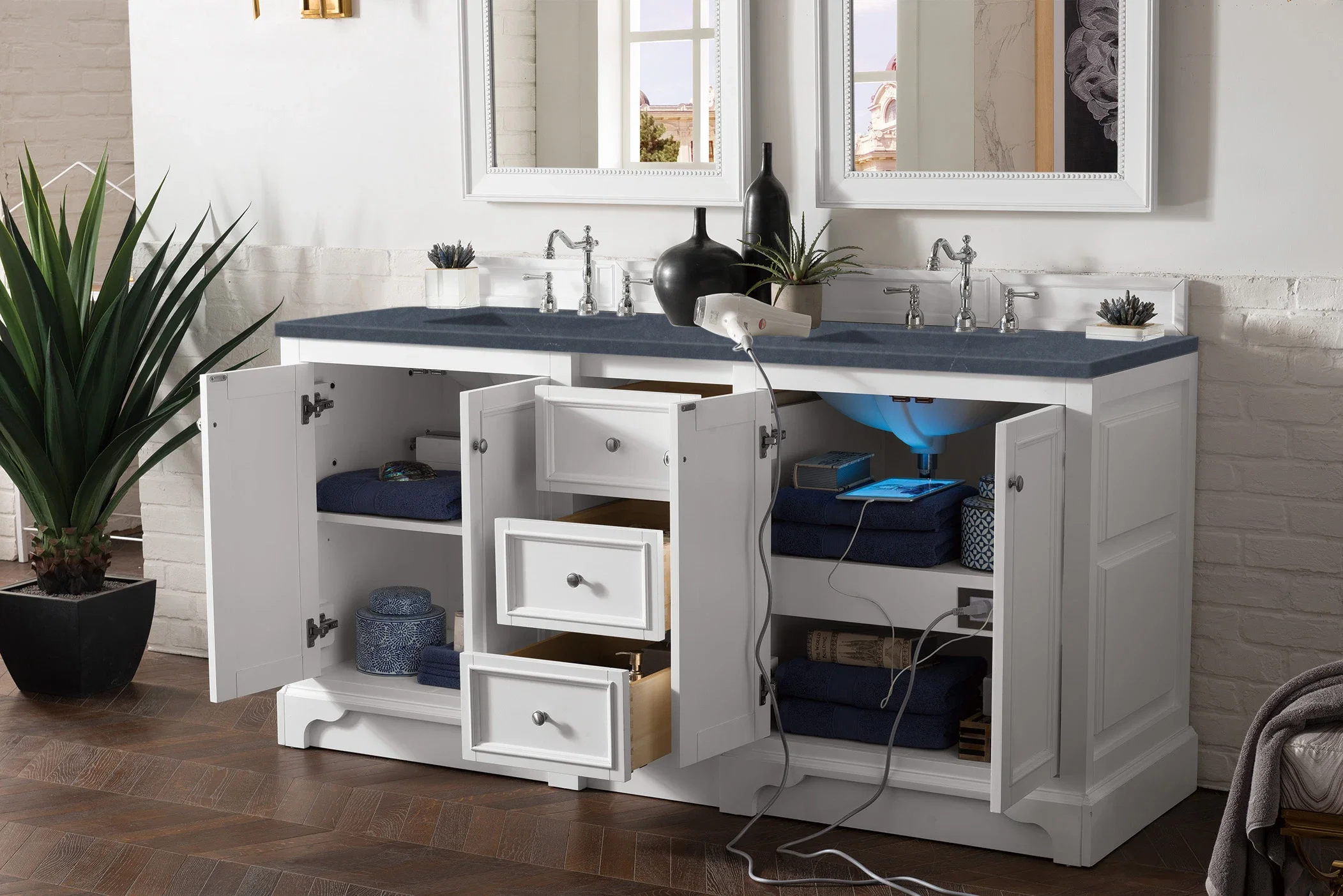 De Soto 72" Double Vanity, Bright White w/ 3 CM Charcoal Soapstone Silestone Top