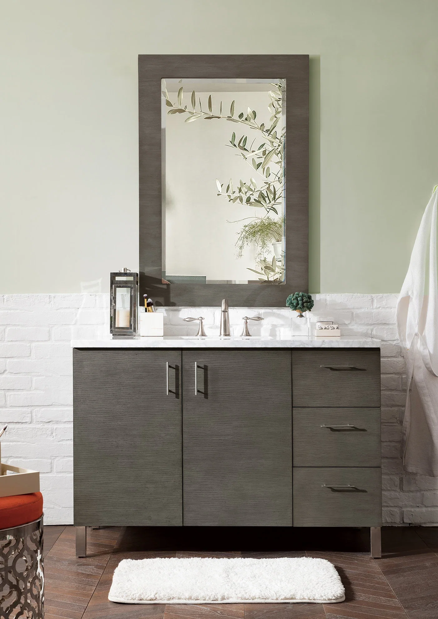 Metropolitan 48" Single Vanity, Silver Oak w/ 3 CM Carrara Marble Top