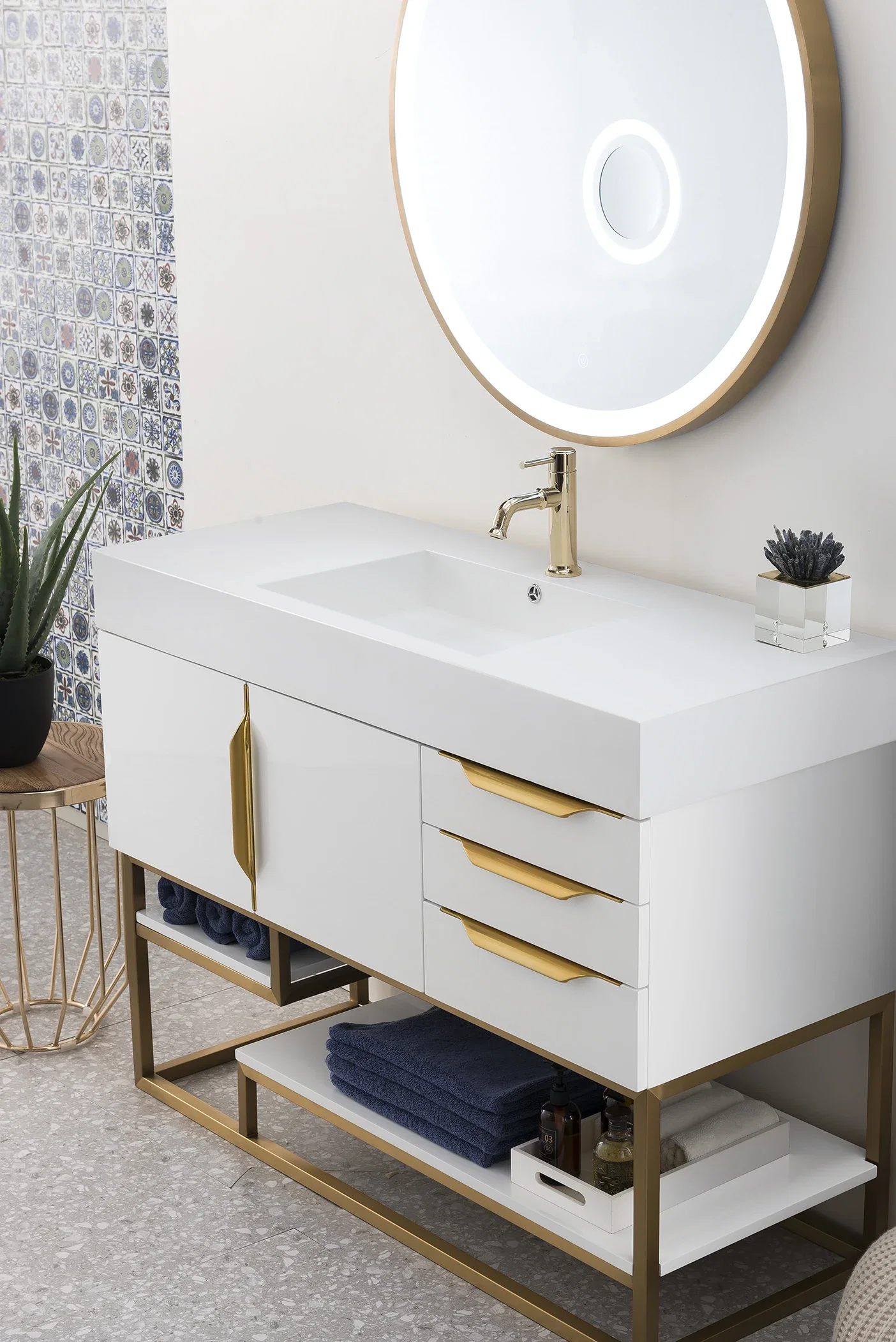 Columbia 48" Single Vanity, Glossy White, Radiant Gold w/ Glossy White Composite Stone Top