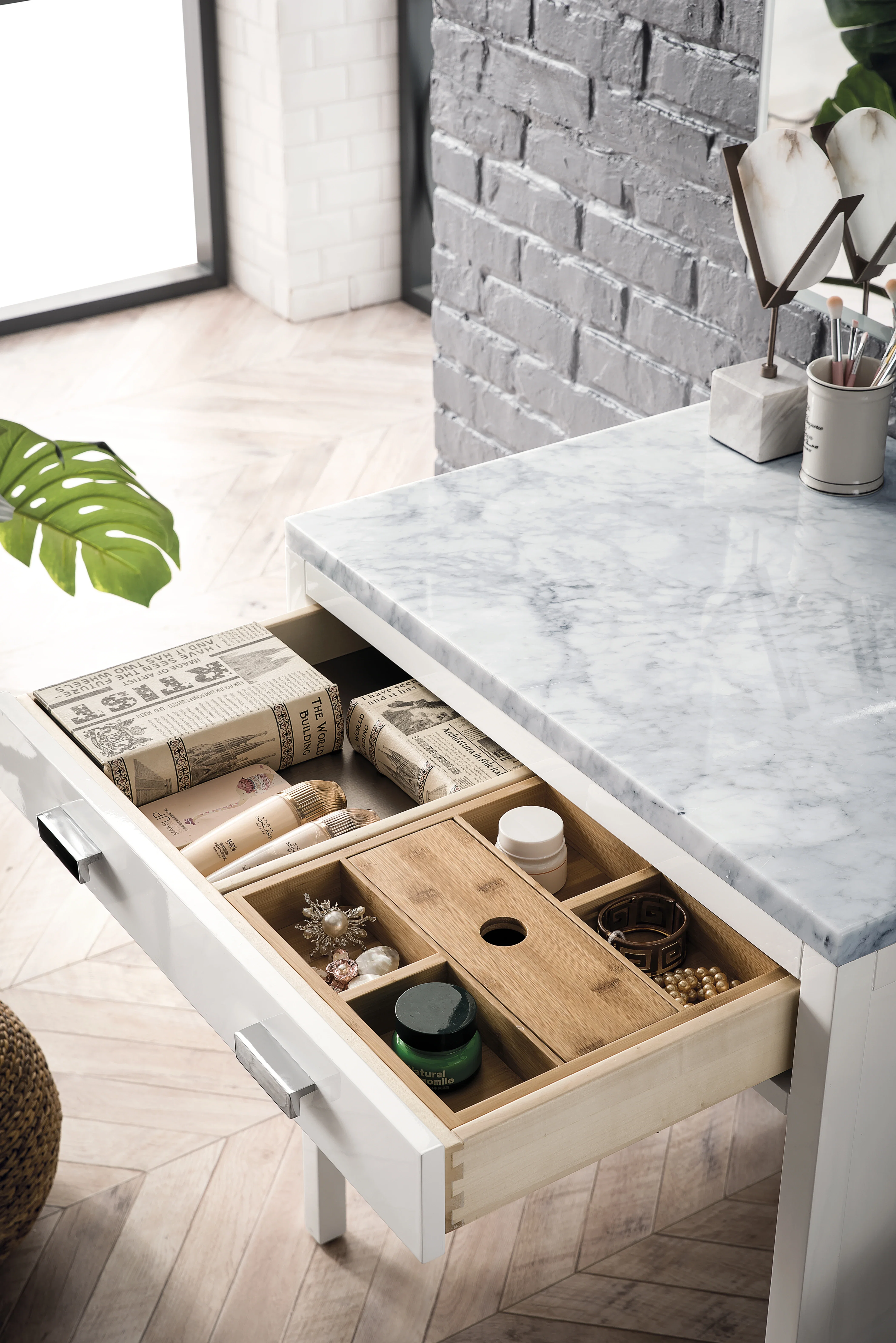 Addison 30" Countertop Unit, Glossy White w/ 3 CM Carrara Marble Top