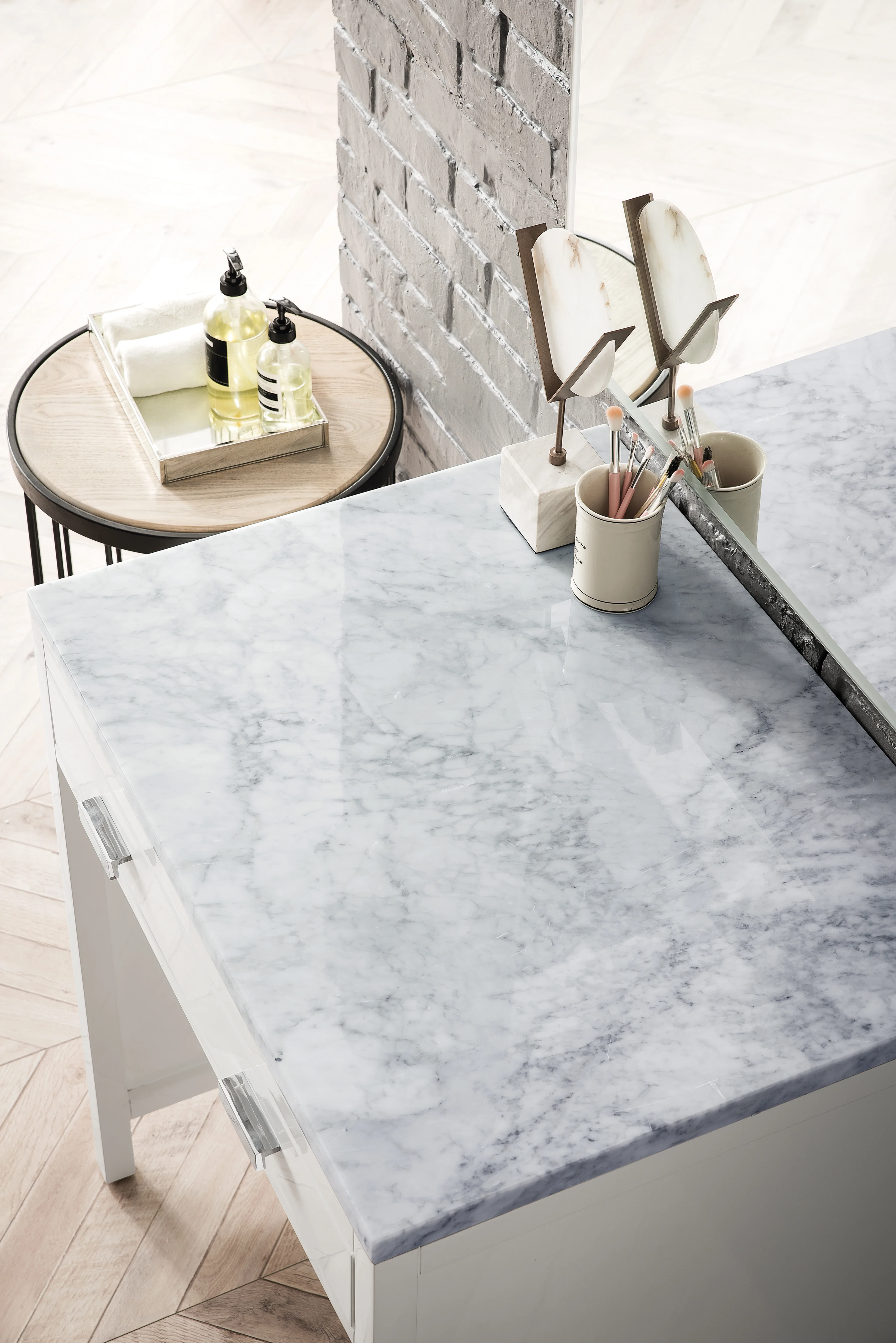 Addison 30" Countertop Unit, Glossy White w/ 3 CM Carrara Marble Top