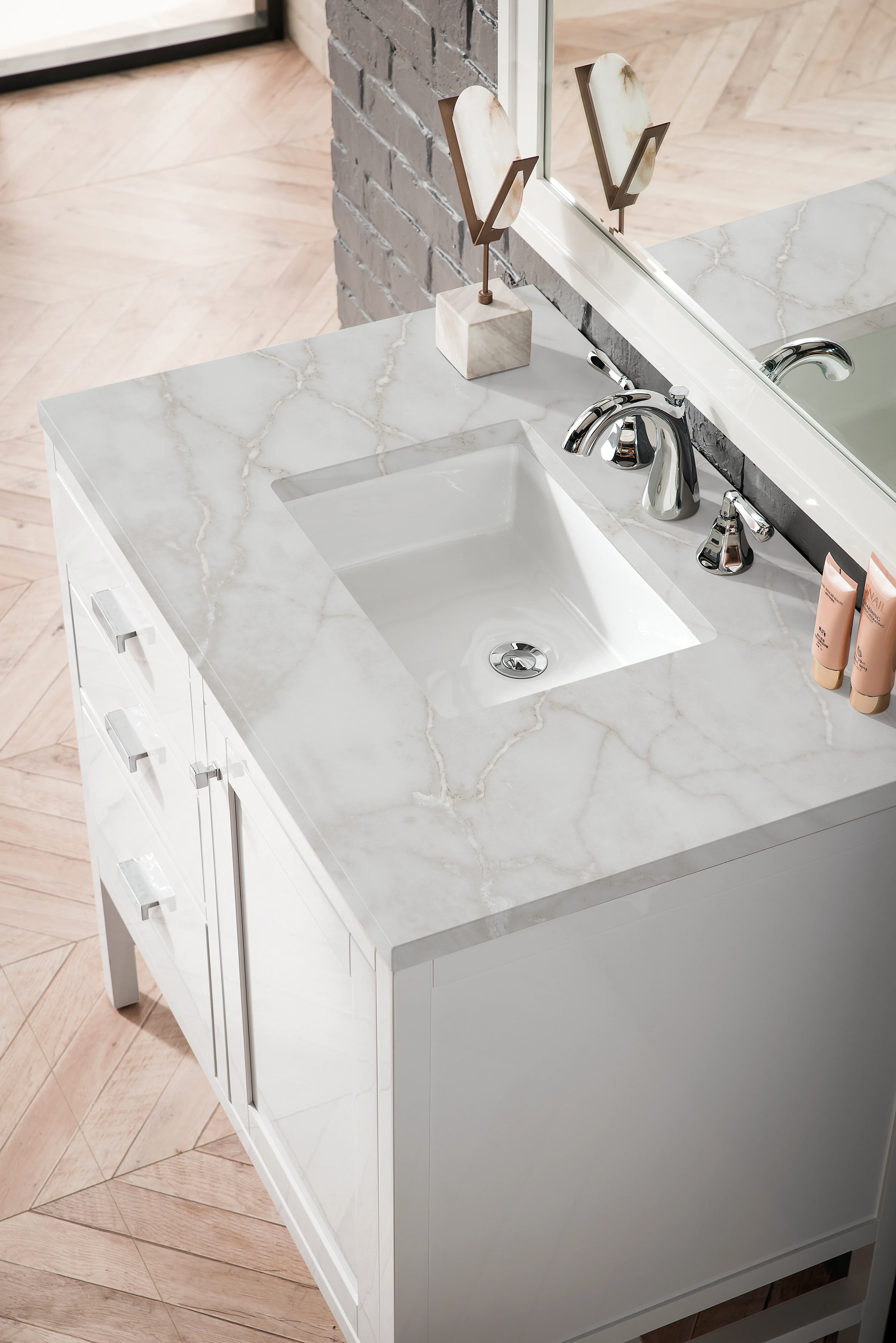 Addison 36" Single Vanity, Glossy White w/ 3 CM Victorian Silver Silestone Top