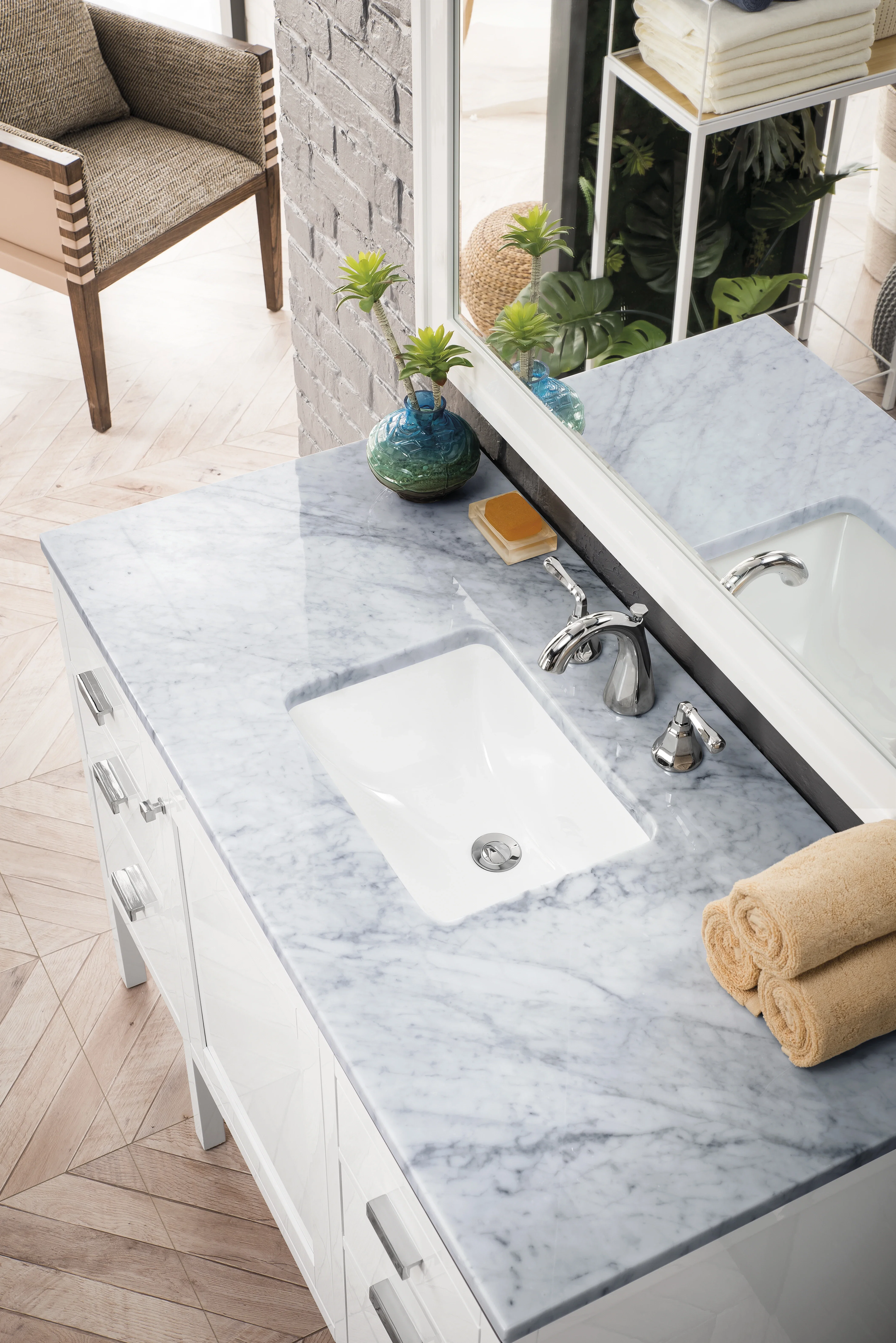 Addison 48" Single Vanity, Glossy White w/ 3 CM Carrara White Top
