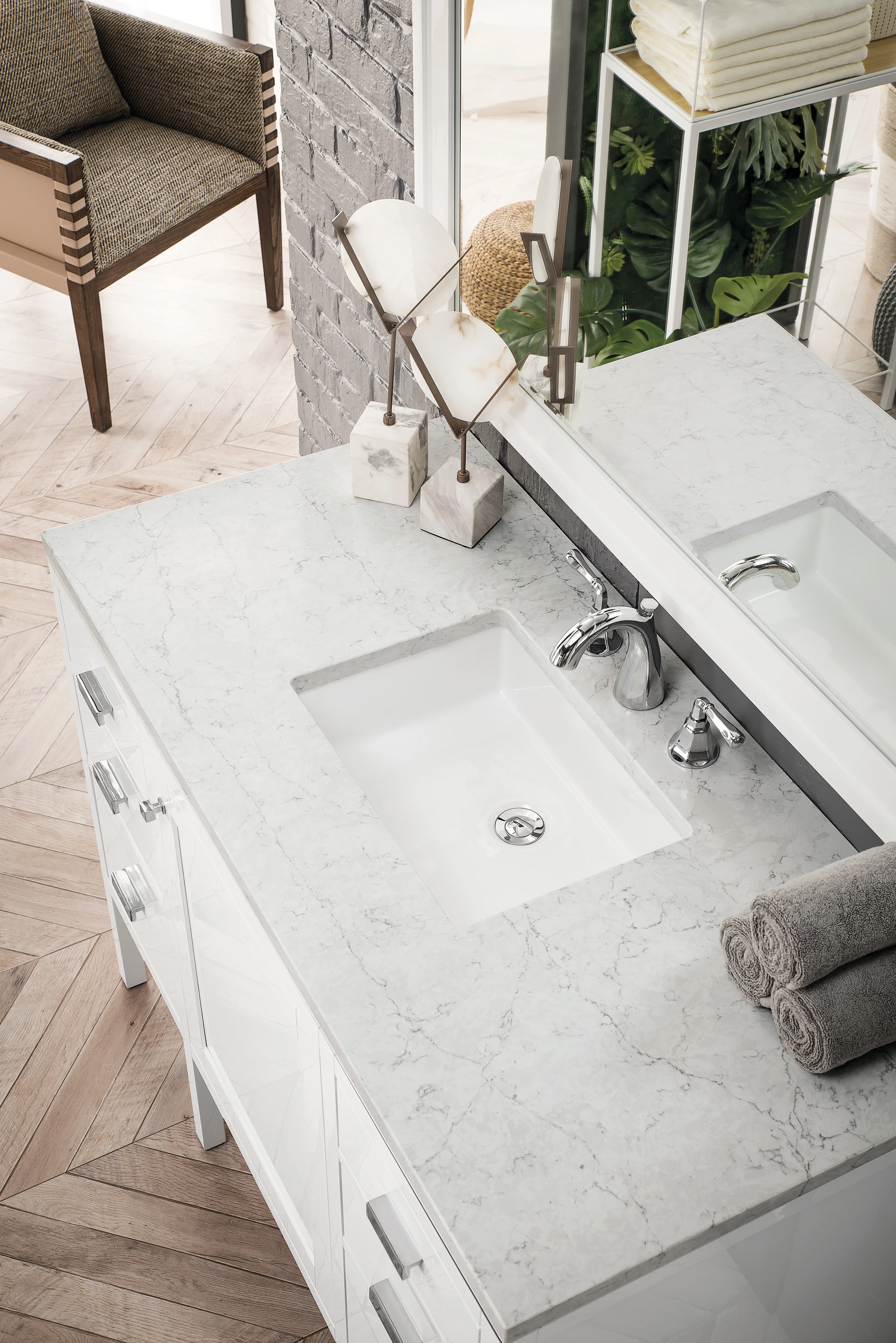 Addison 48" Single Vanity, Glossy White w/ 3 CM Eternal Jasmine Pearl Silestone Top