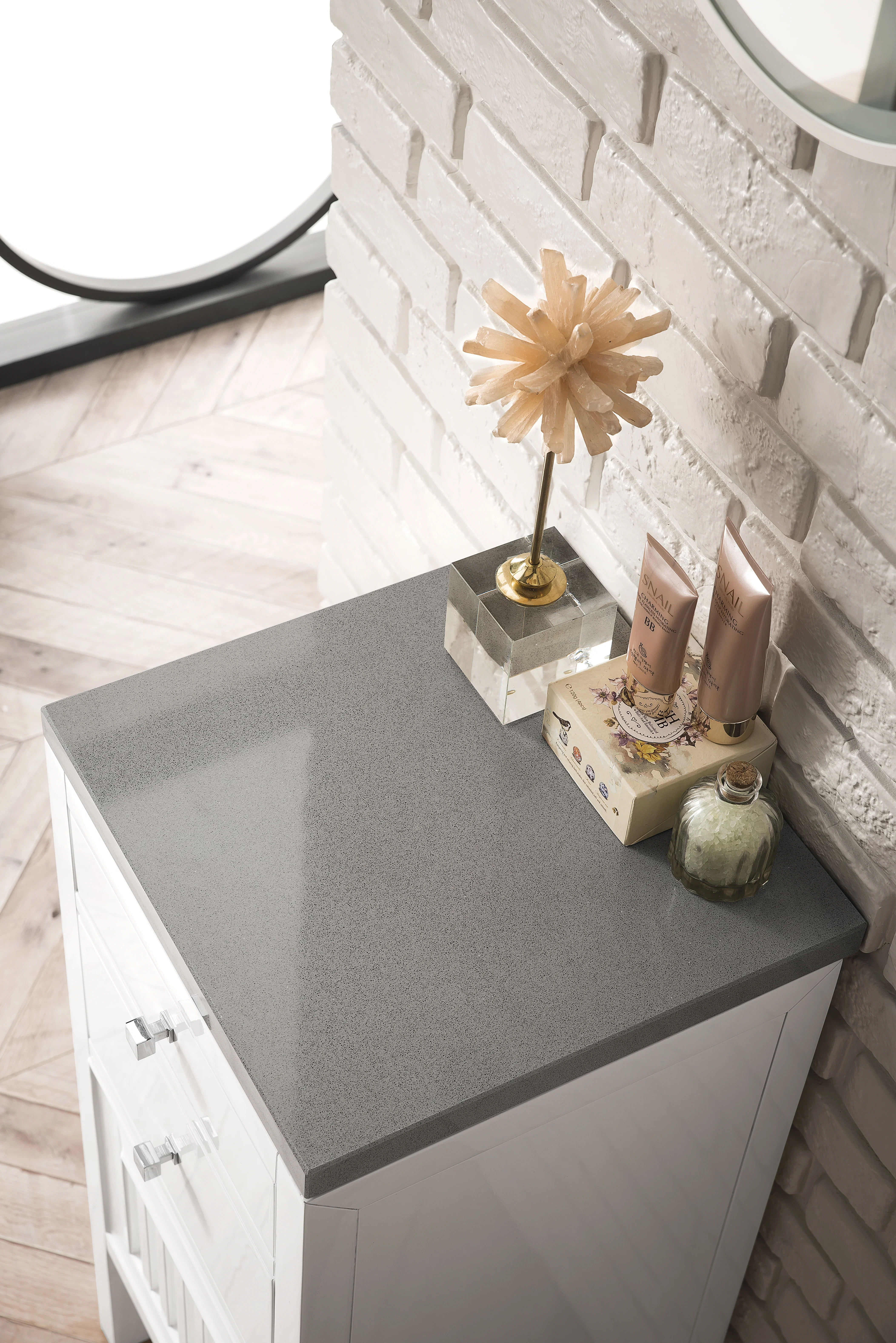 Athens 15" Base Cabinet w/ Drawers and Left Door, Glossy White w/ 3 CM Grey Expo Silestone Top