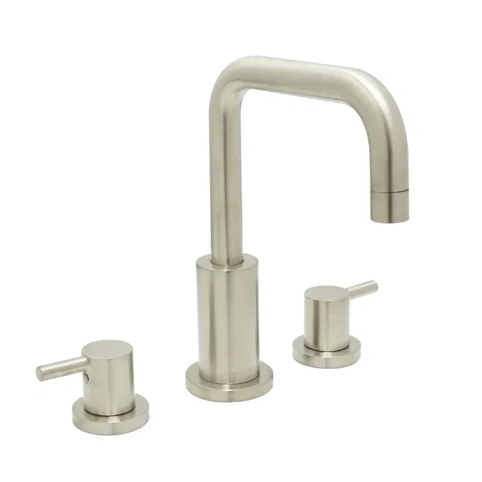 Roman Tub Filler — Satin Nickel